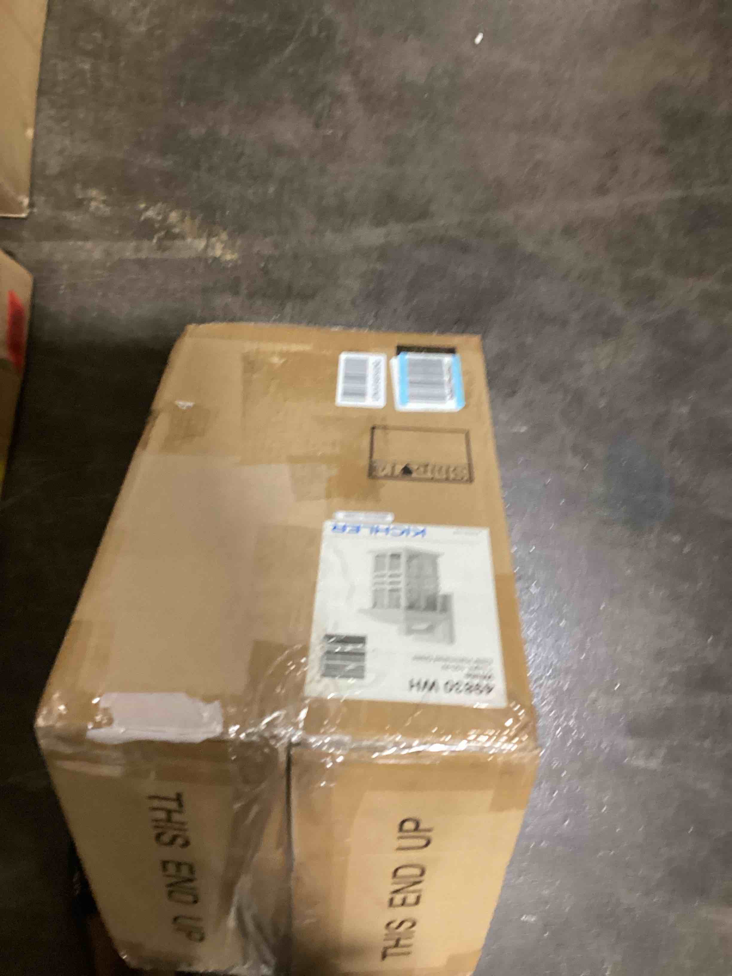 https://s3.amazonaws.com/lotting-images-prod/bidfta/RED5889516_1723642336588.jpeg