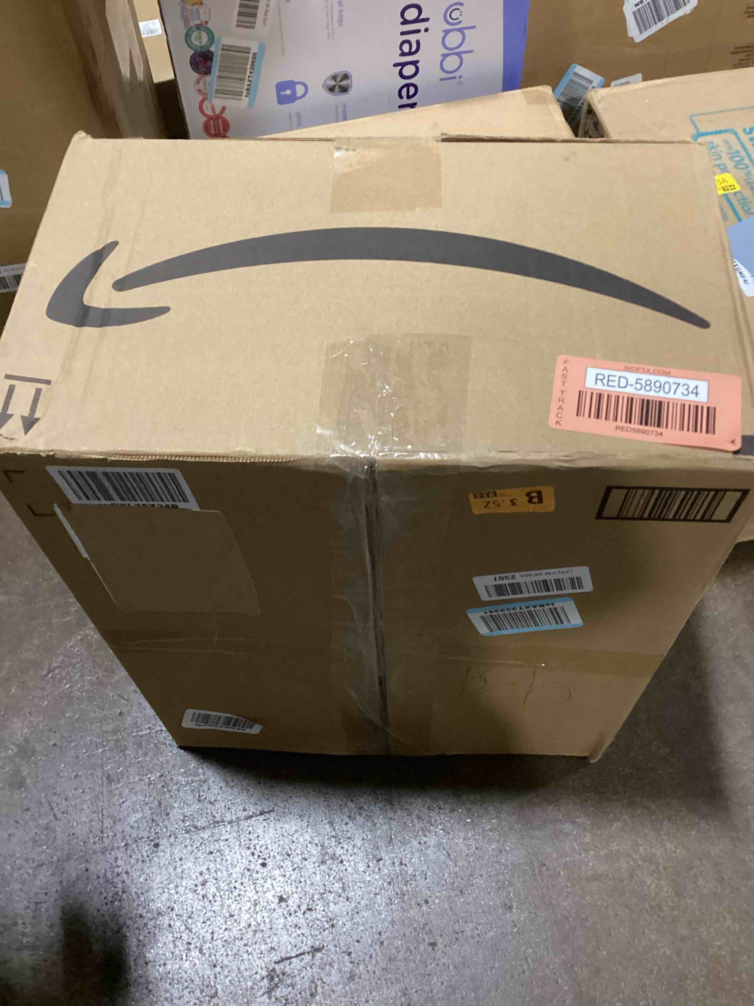 https://s3.amazonaws.com/lotting-images-prod/bidfta/RED5890734_1724251185992.jpeg