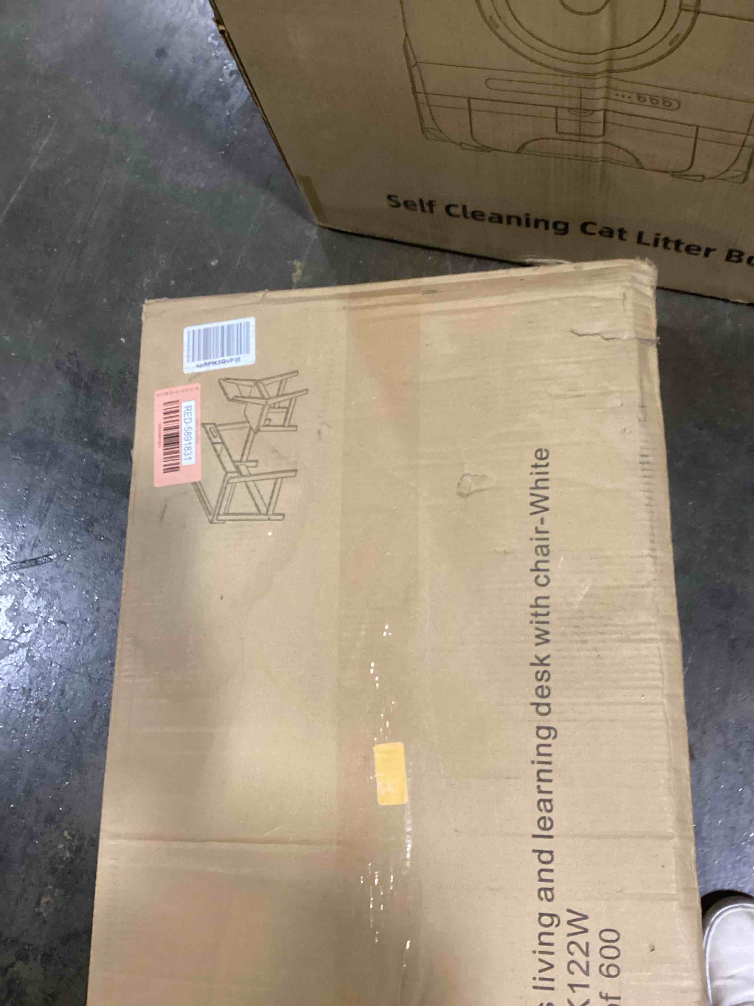 https://s3.amazonaws.com/lotting-images-prod/bidfta/RED5891831_1723814397342.jpeg