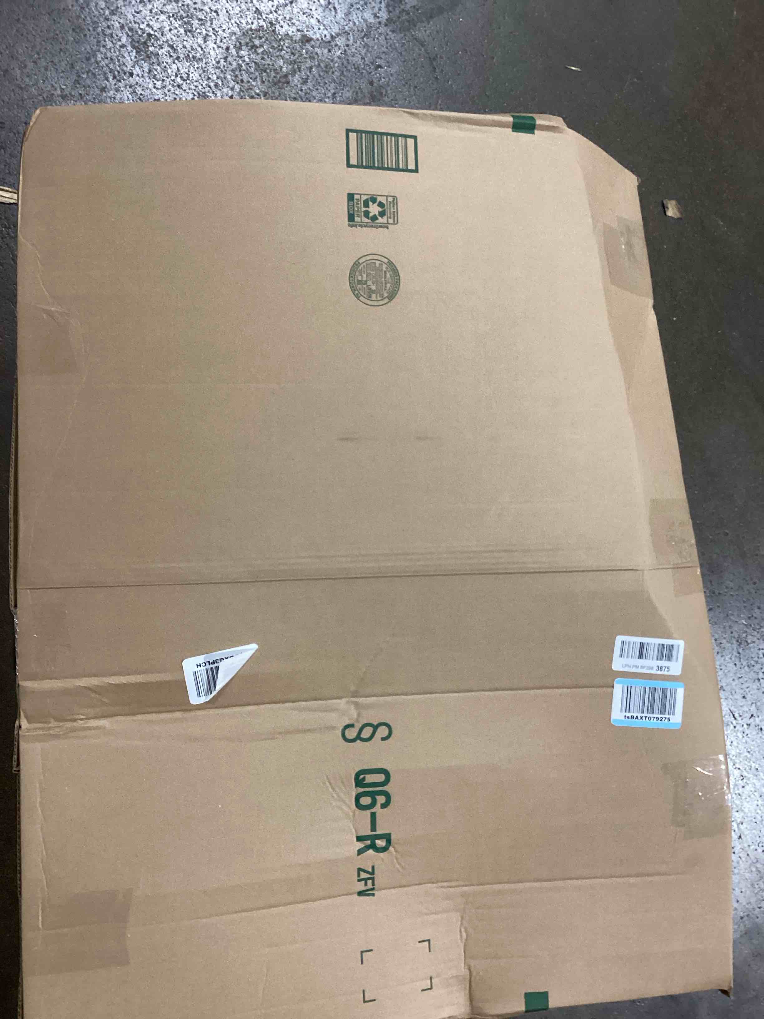 https://s3.amazonaws.com/lotting-images-prod/bidfta/RED5892185_1724249979313.jpeg