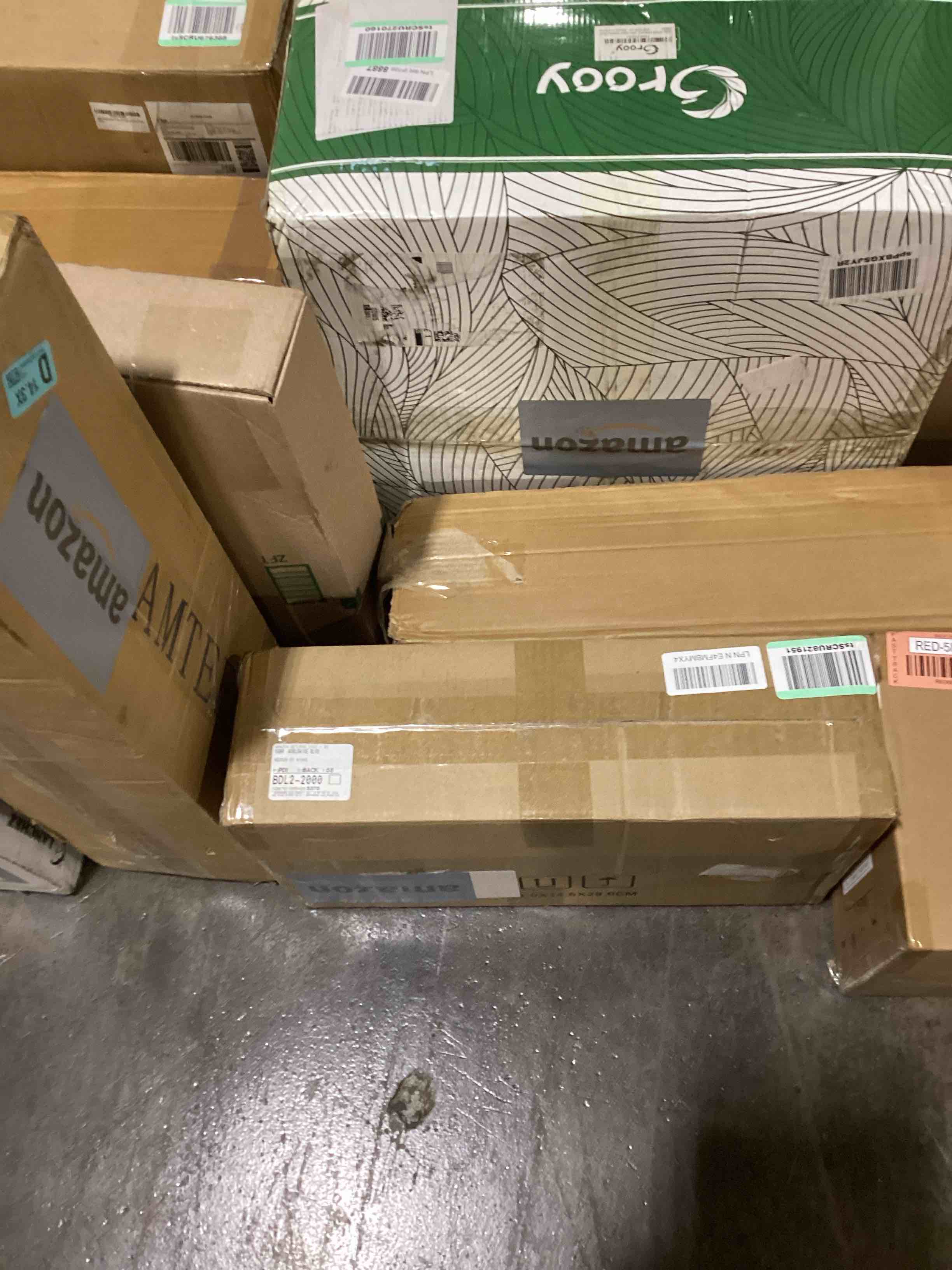 https://s3.amazonaws.com/lotting-images-prod/bidfta/RED5892738_1722868851665.jpeg