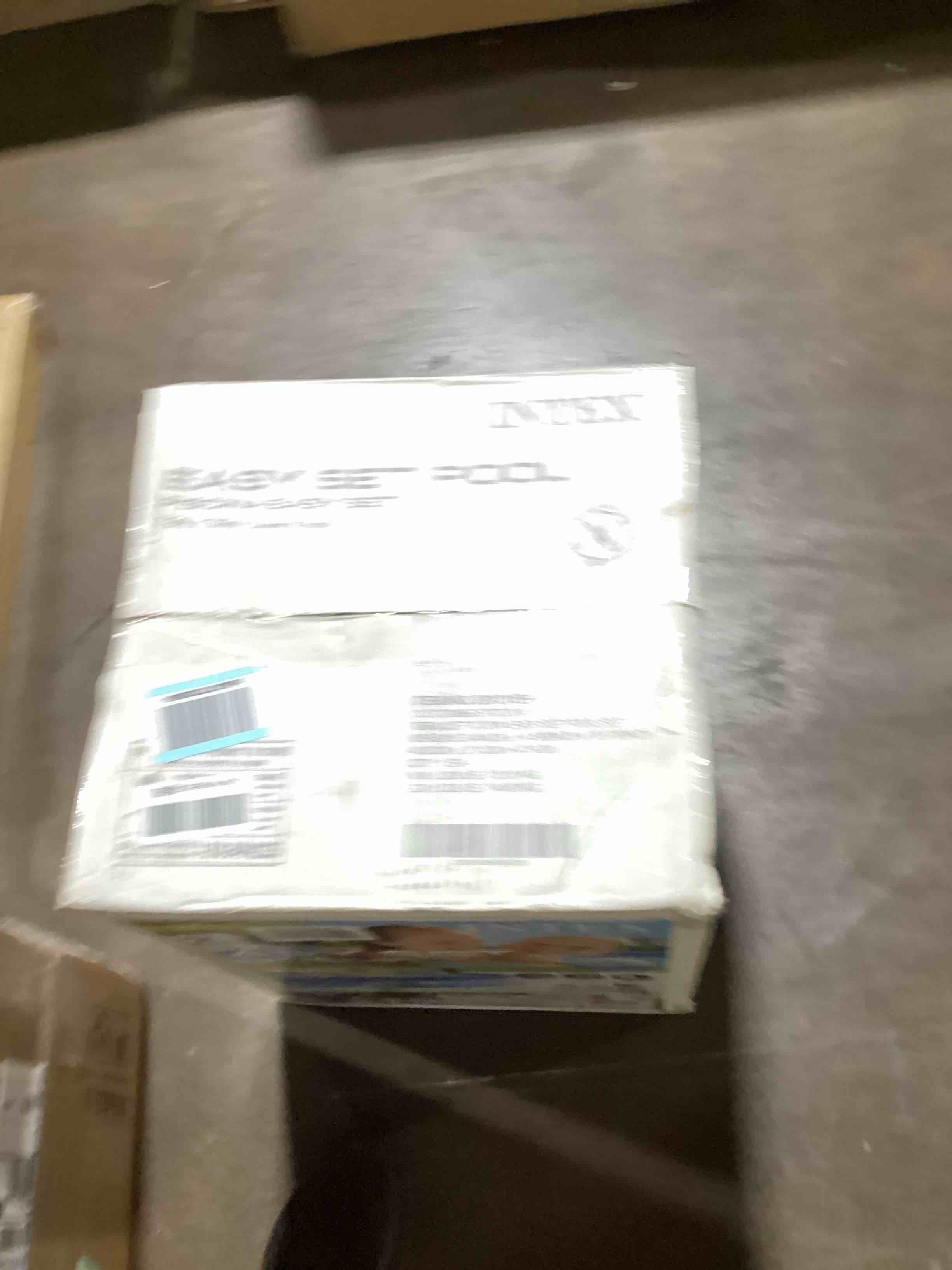 https://s3.amazonaws.com/lotting-images-prod/bidfta/RED5893932_1724175503262.jpeg