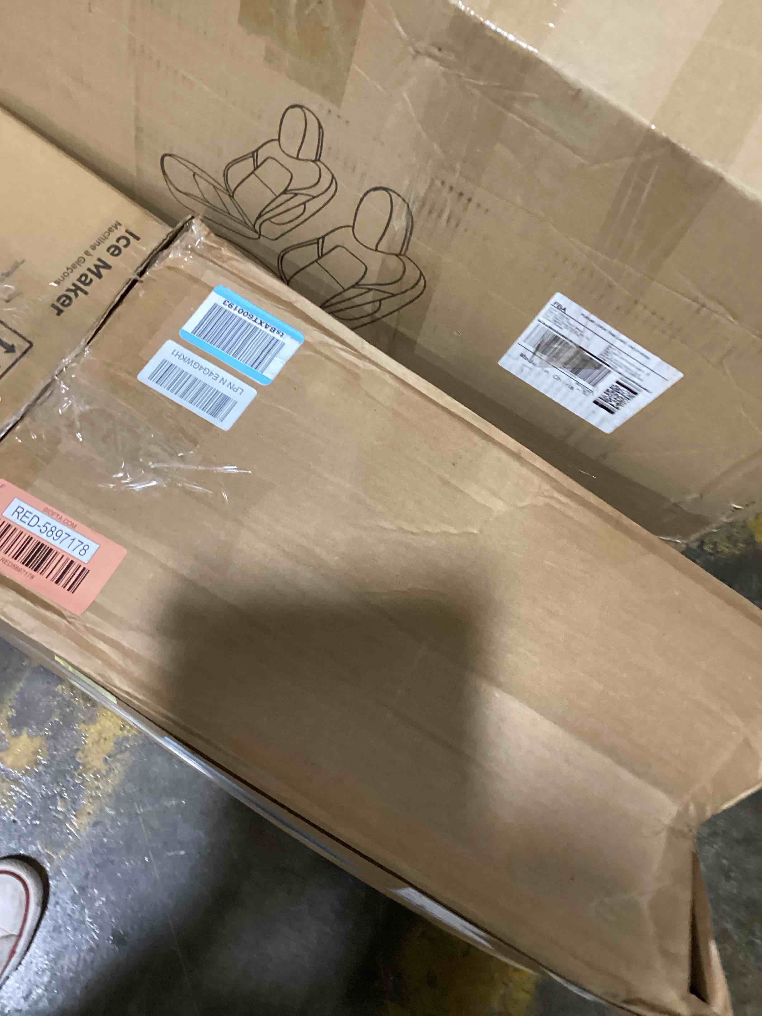 https://s3.amazonaws.com/lotting-images-prod/bidfta/RED5897178_1721401175311.jpeg