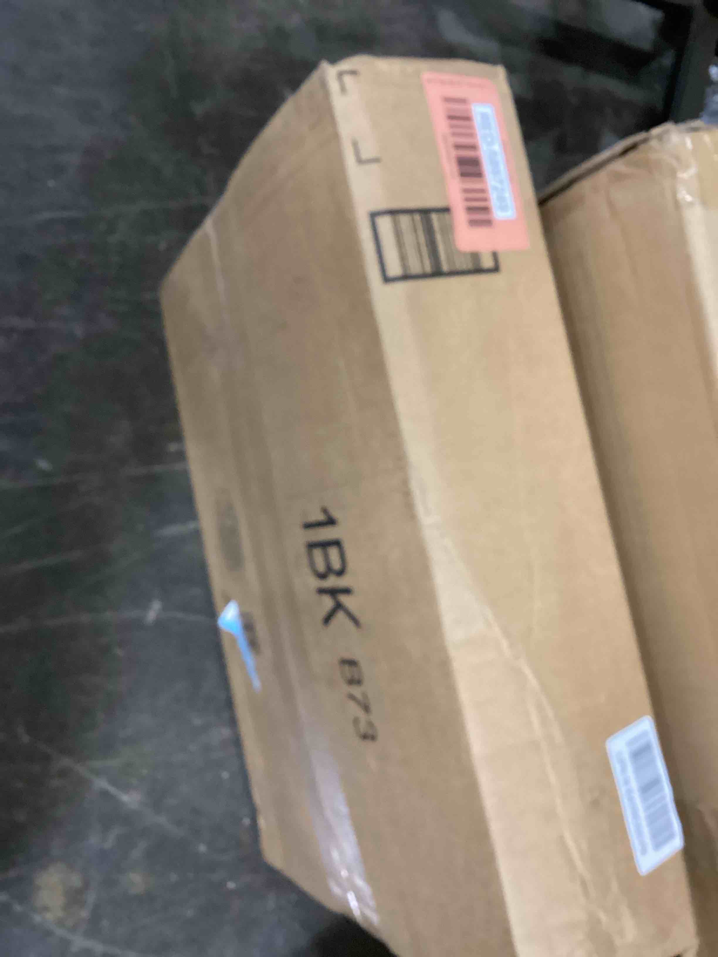 https://s3.amazonaws.com/lotting-images-prod/bidfta/RED5897249_1721411892872.jpeg