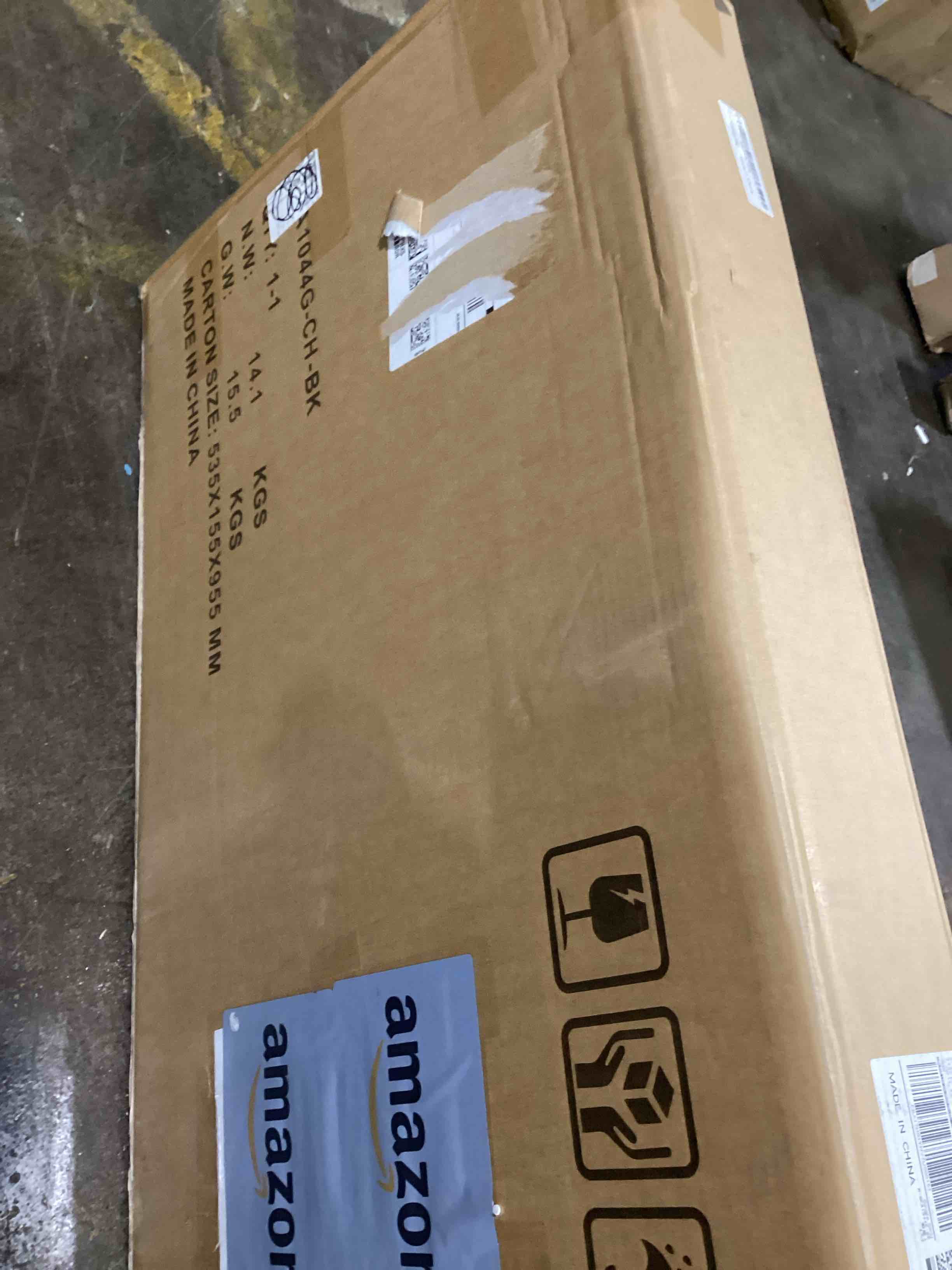 https://s3.amazonaws.com/lotting-images-prod/bidfta/RED5897411_1721675764825.jpeg