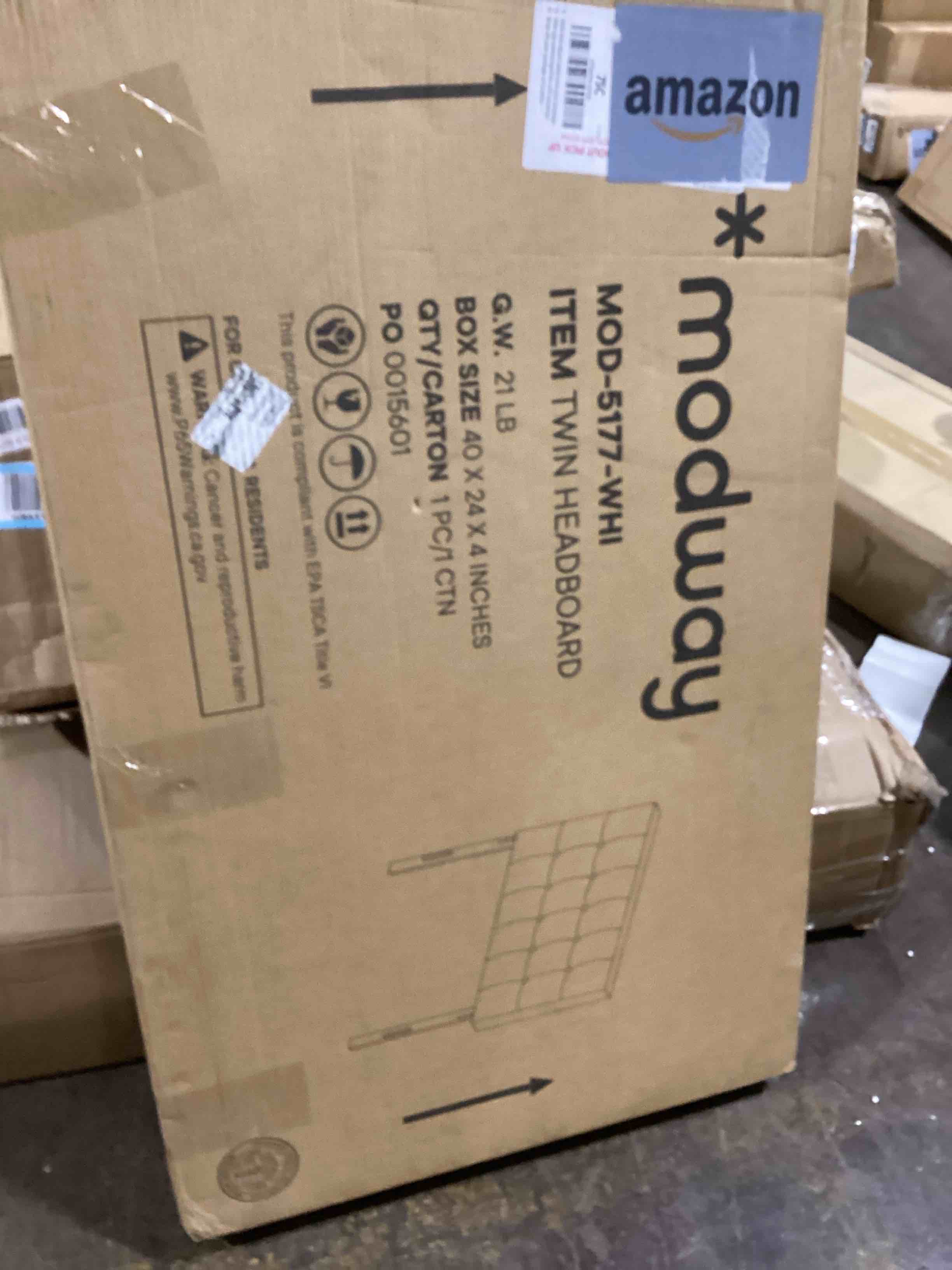 https://s3.amazonaws.com/lotting-images-prod/bidfta/RED5897414_1721676145341.jpeg