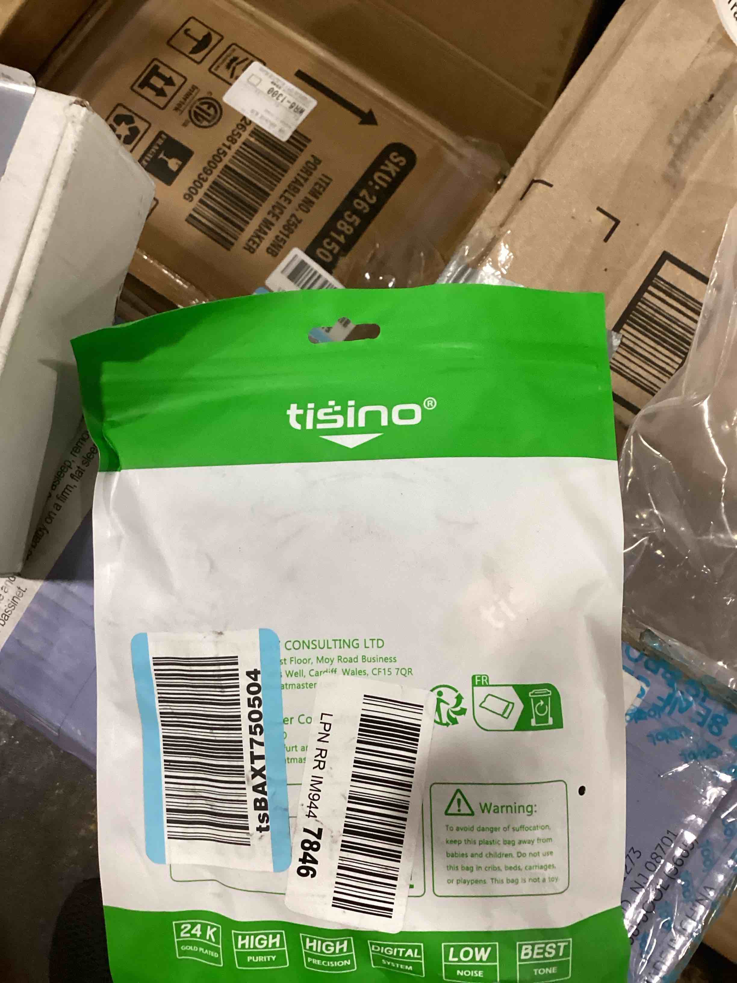 https://s3.amazonaws.com/lotting-images-prod/bidfta/RED5898484_1722352537415.jpeg