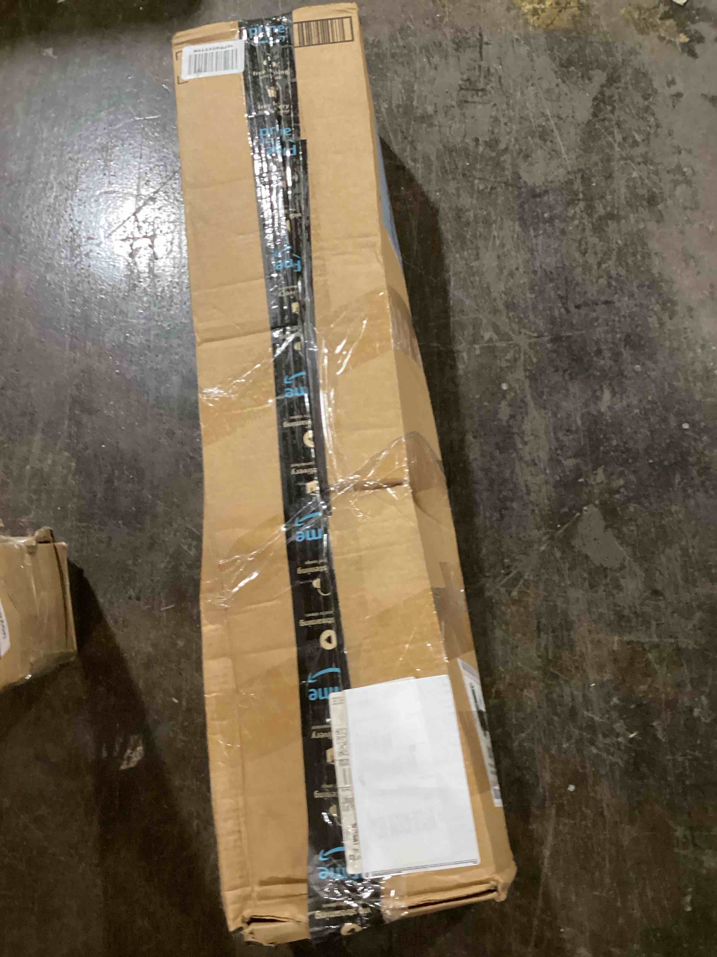 https://s3.amazonaws.com/lotting-images-prod/bidfta/RED5899358_1722952289624.jpeg