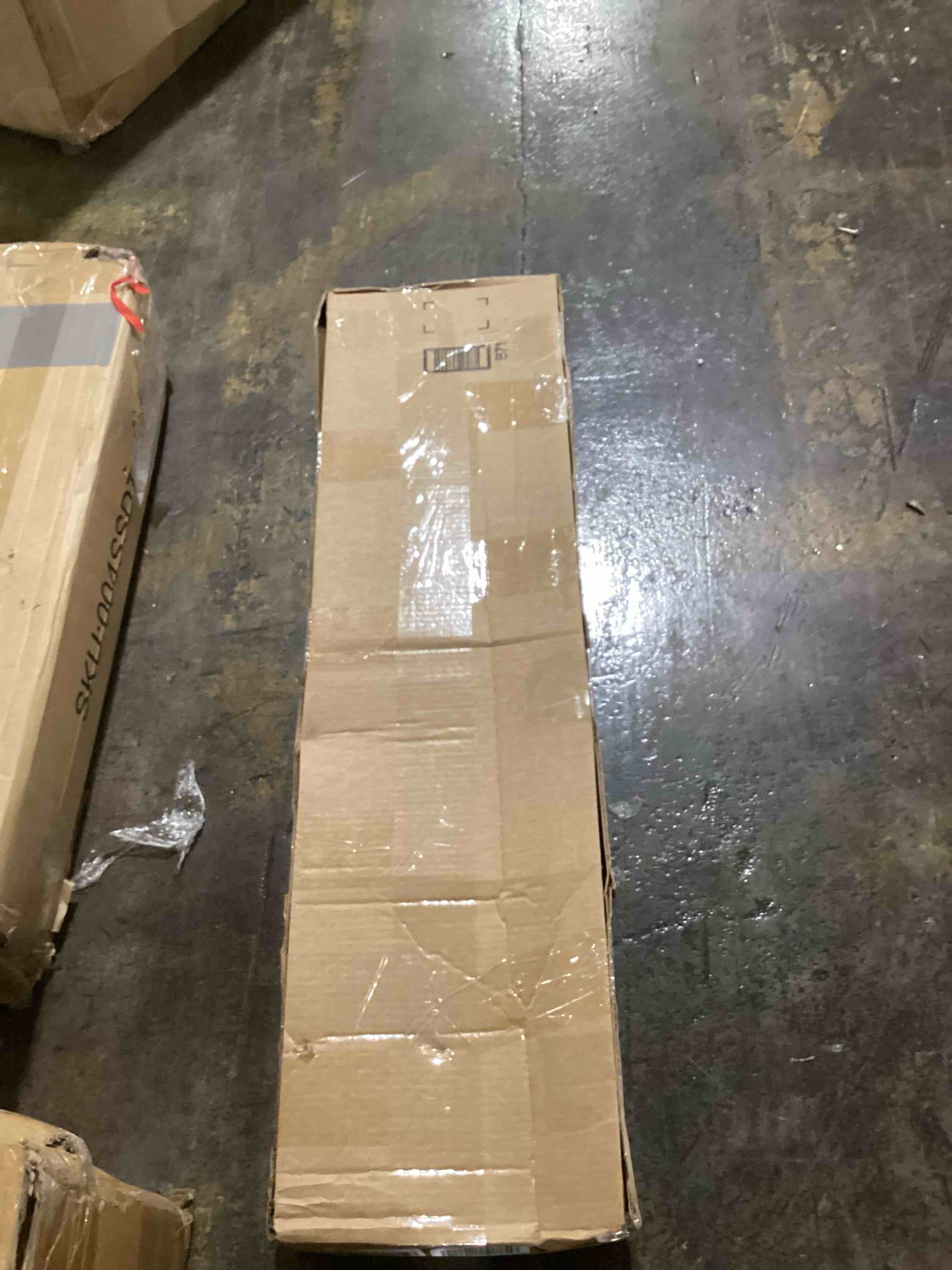 https://s3.amazonaws.com/lotting-images-prod/bidfta/RED5899607_1723037389471.jpeg