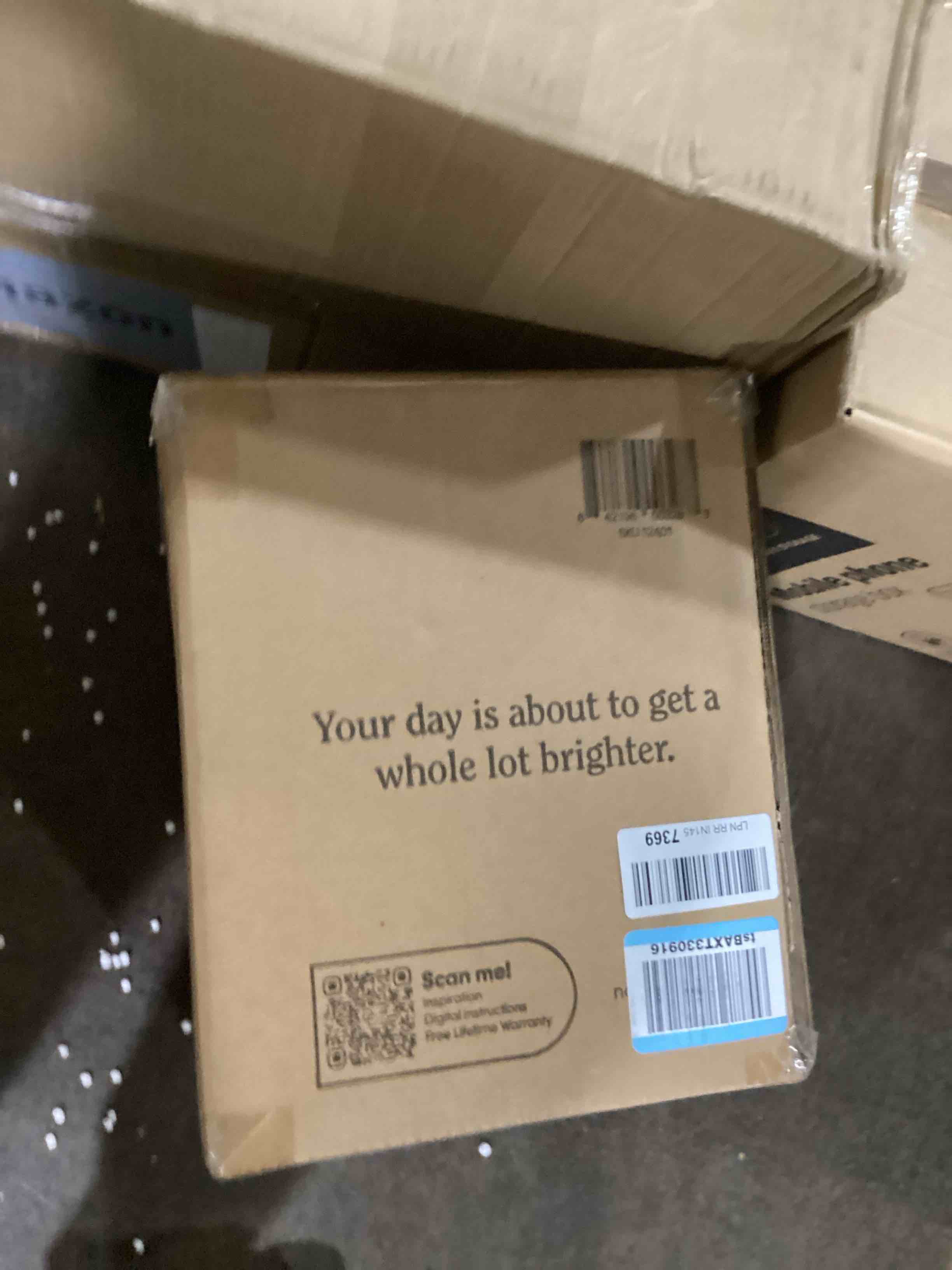 https://s3.amazonaws.com/lotting-images-prod/bidfta/RED5899836_1723140545664.jpeg