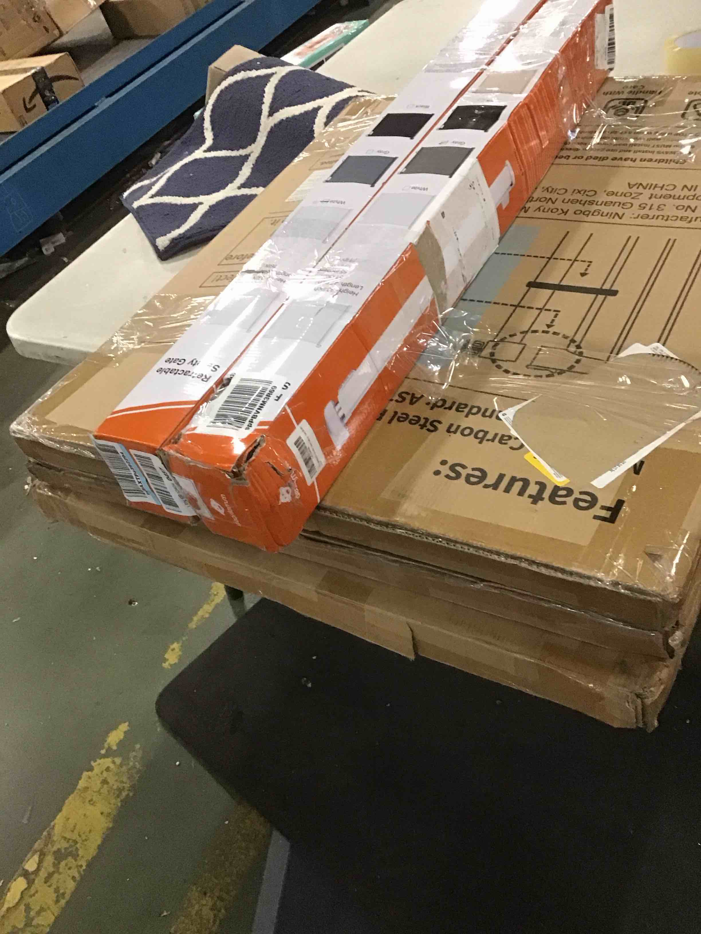 https://s3.amazonaws.com/lotting-images-prod/bidfta/RED5900501_1706023371114.jpeg