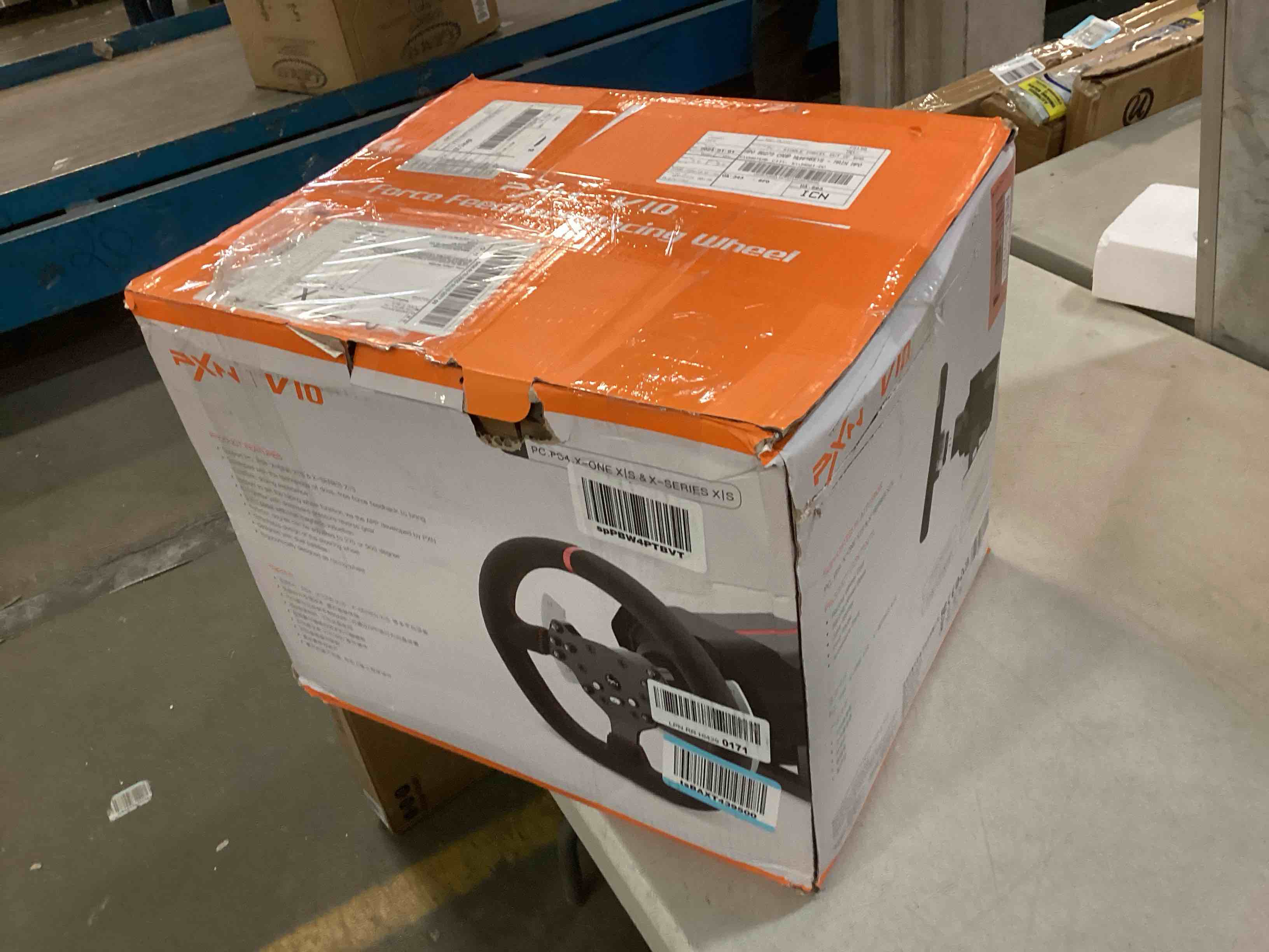 https://s3.amazonaws.com/lotting-images-prod/bidfta/RED5901253_1707403863320.jpeg