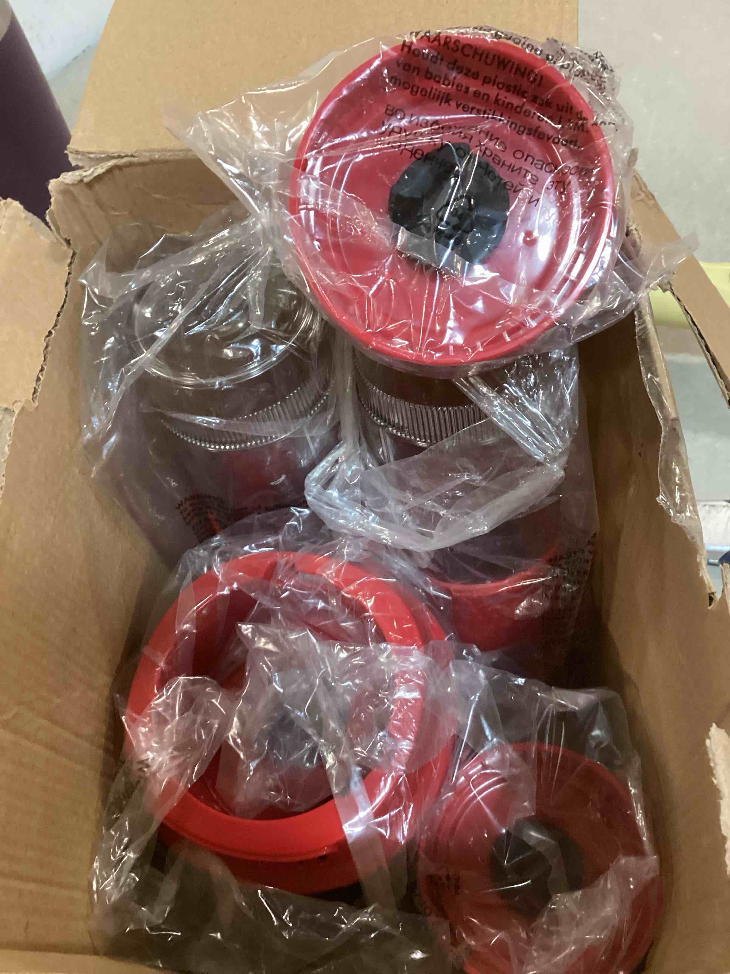 https://s3.amazonaws.com/lotting-images-prod/bidfta/RED5901405_1707480535524.jpeg