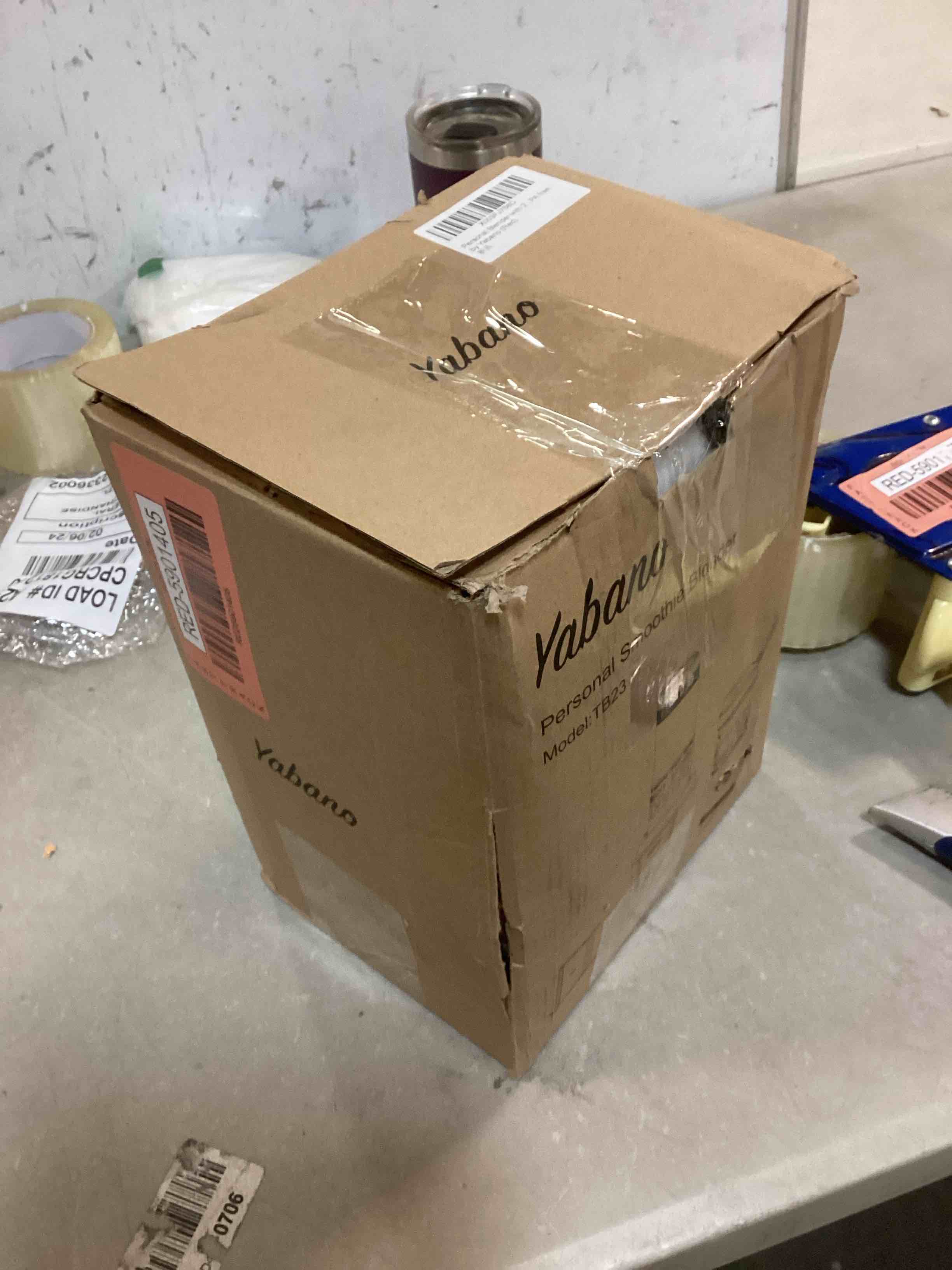 https://s3.amazonaws.com/lotting-images-prod/bidfta/RED5901405_1707480567151.jpeg