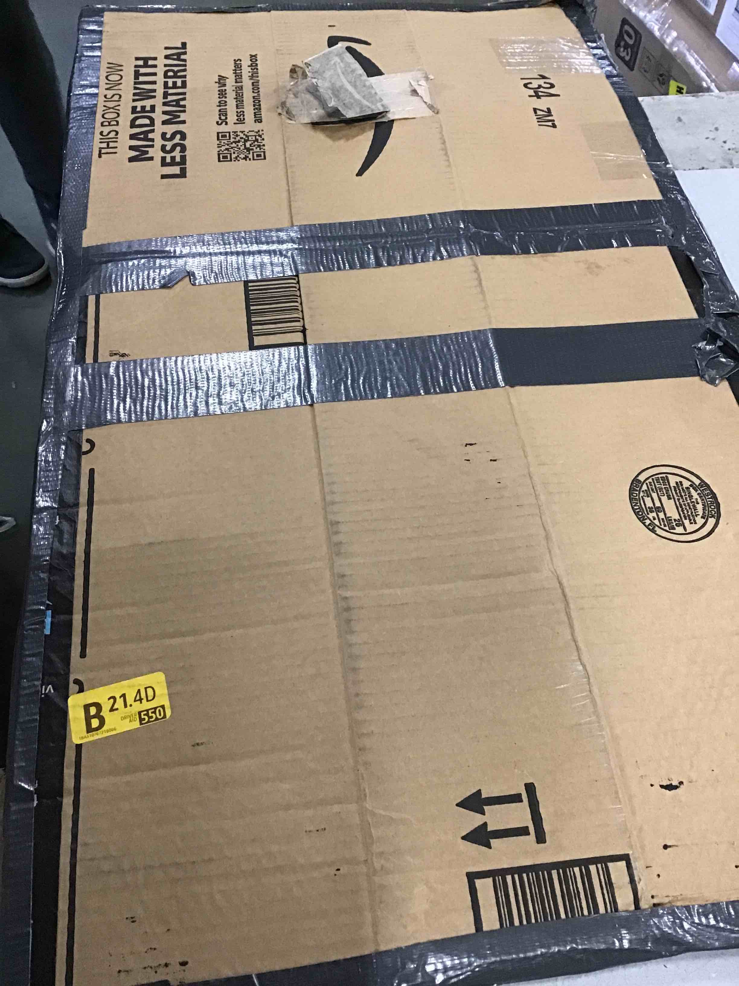 https://s3.amazonaws.com/lotting-images-prod/bidfta/RED5901491_1705427677972.jpeg