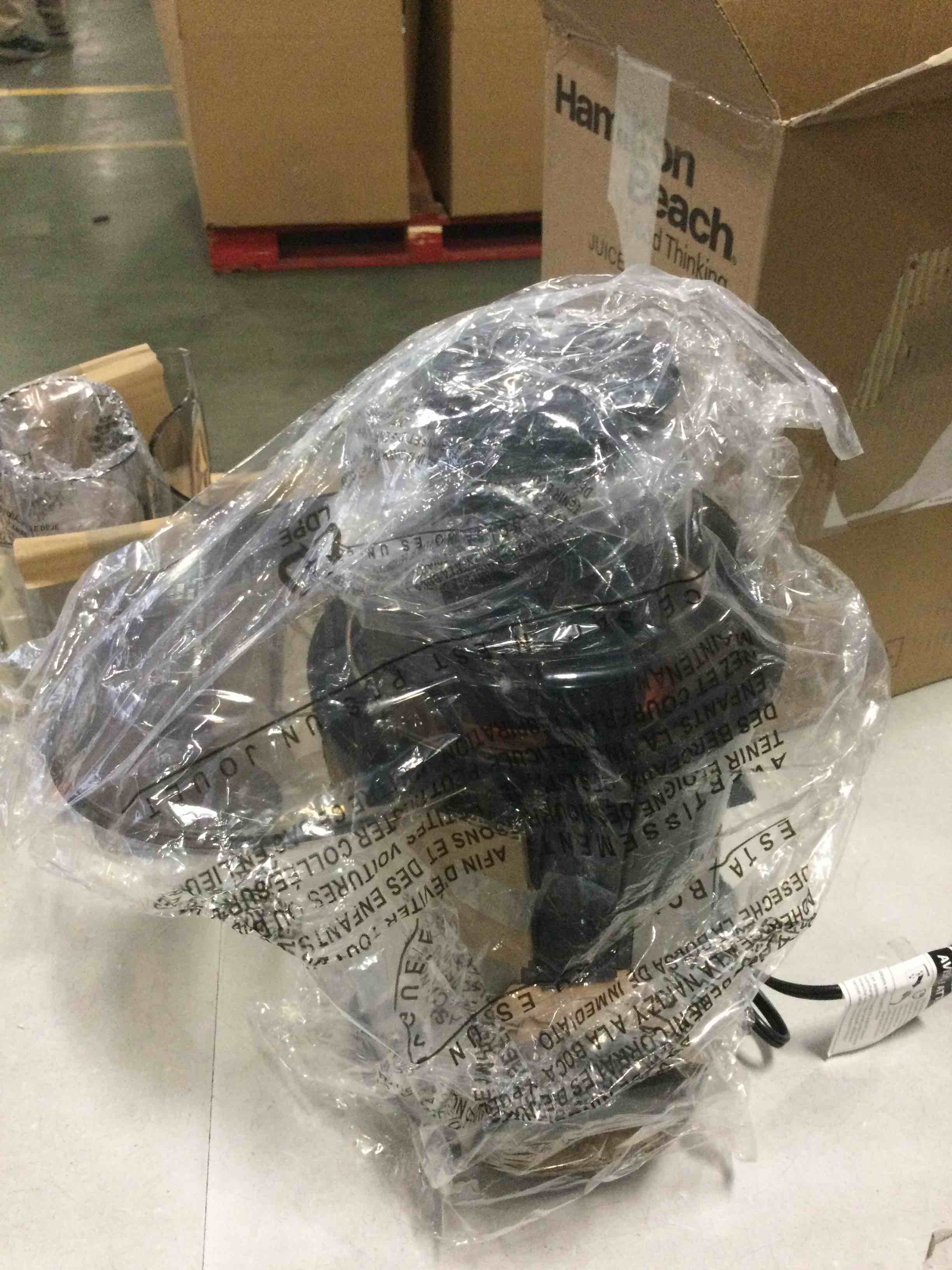 https://s3.amazonaws.com/lotting-images-prod/bidfta/RED5903526_1706019474264.jpeg
