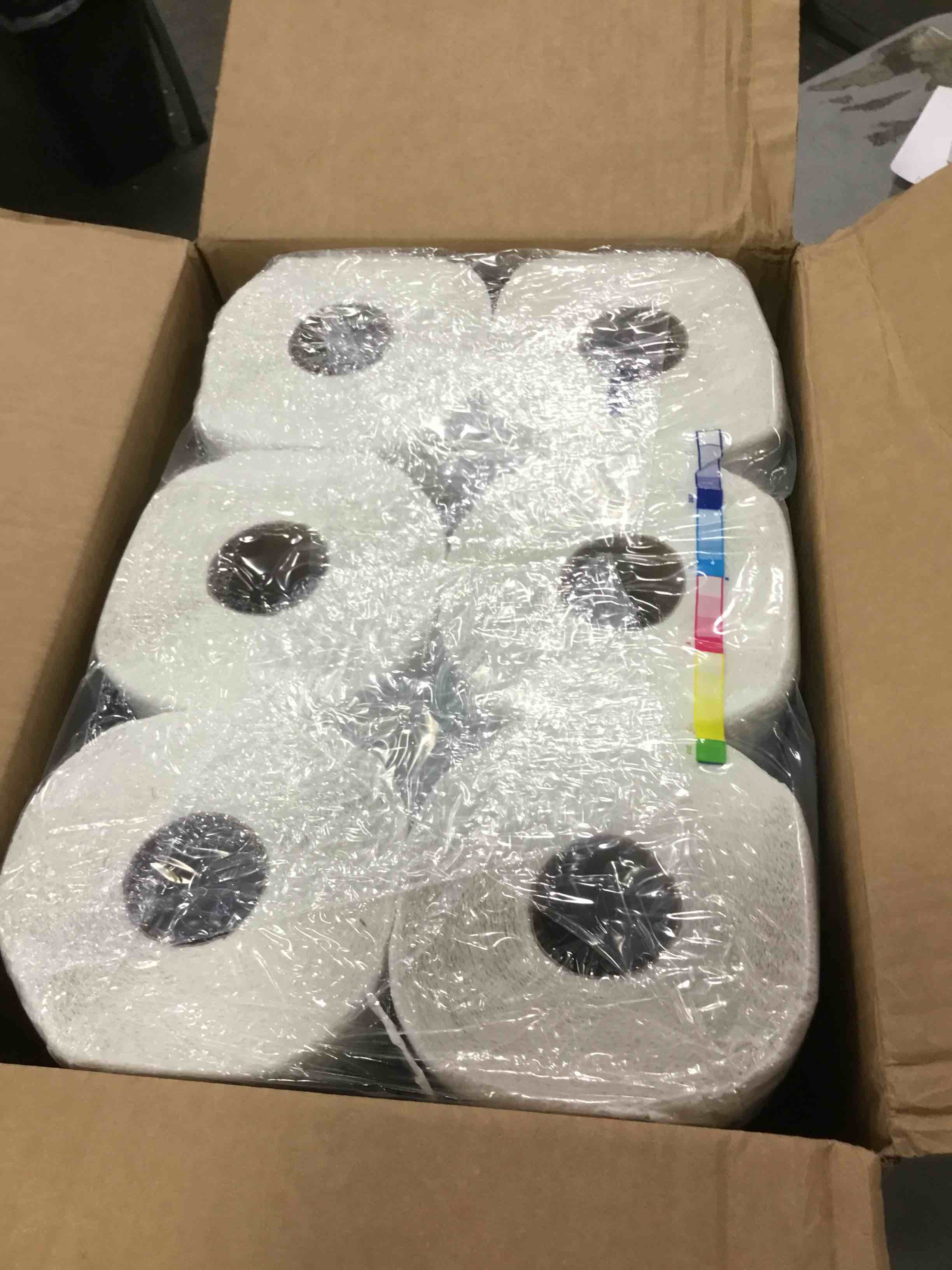 https://s3.amazonaws.com/lotting-images-prod/bidfta/RED5904072_1706535308977.jpeg