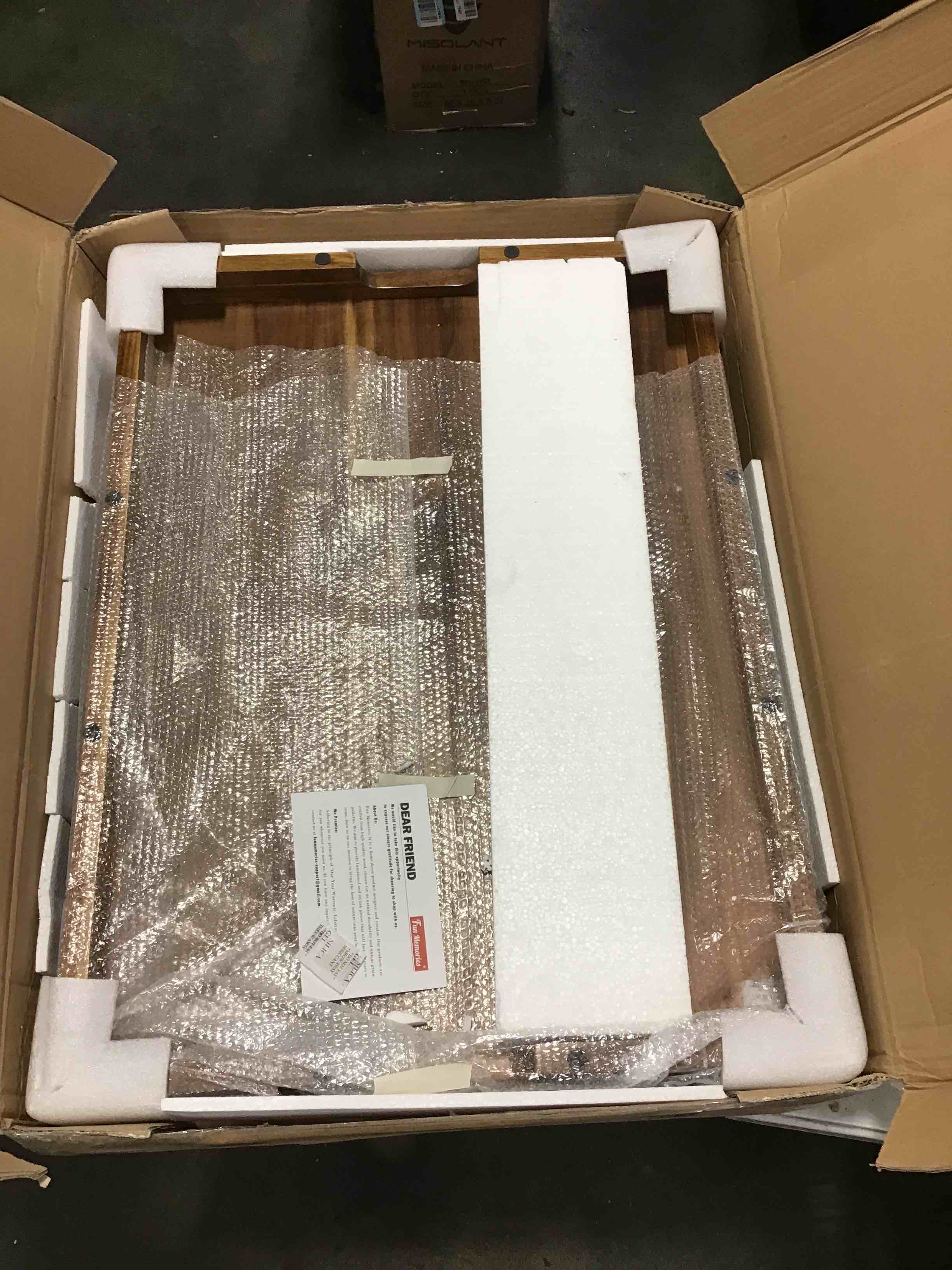 https://s3.amazonaws.com/lotting-images-prod/bidfta/RED5904123_1706193732001.jpeg