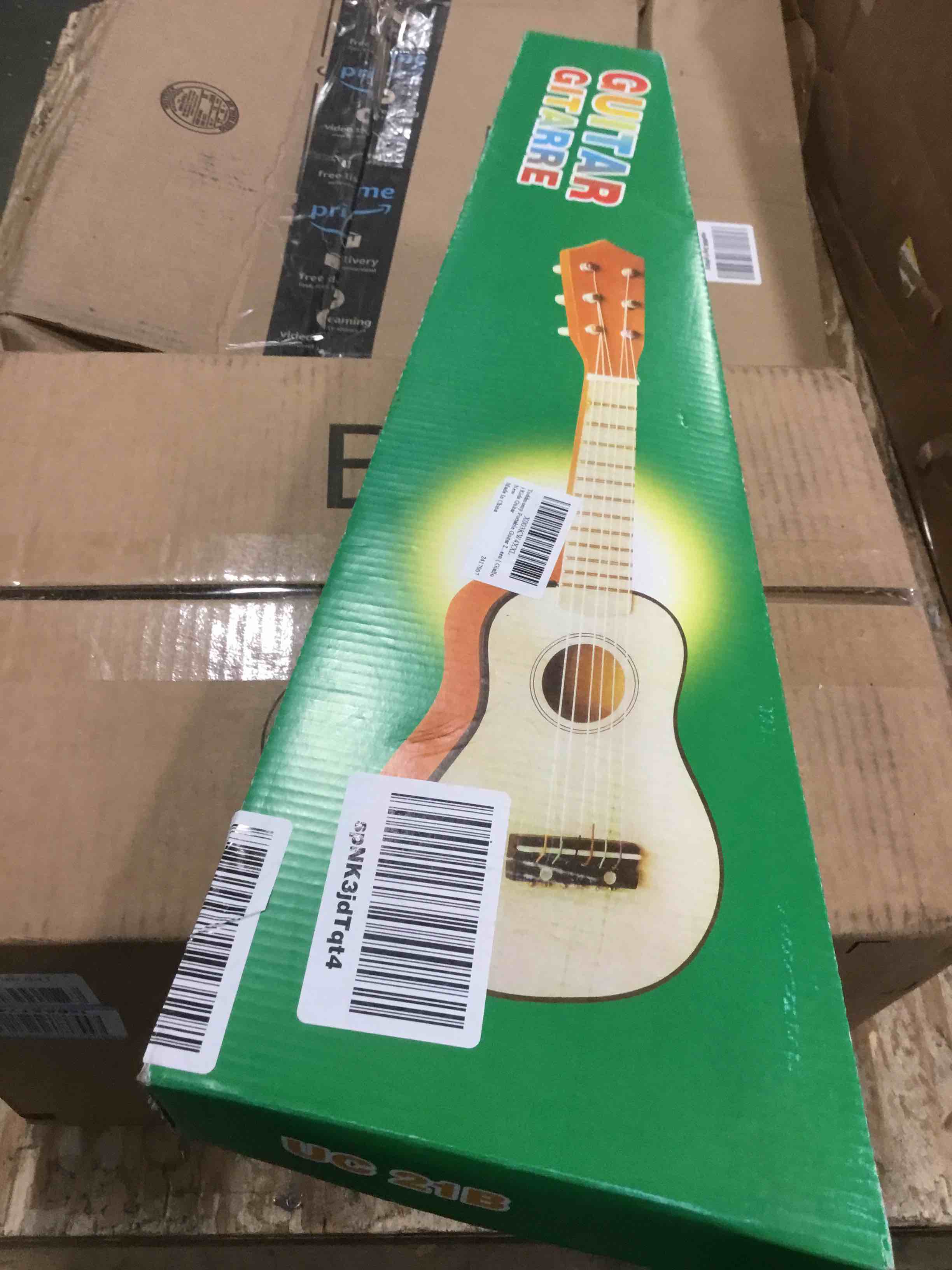 https://s3.amazonaws.com/lotting-images-prod/bidfta/RED5905067_1705690805581.jpeg