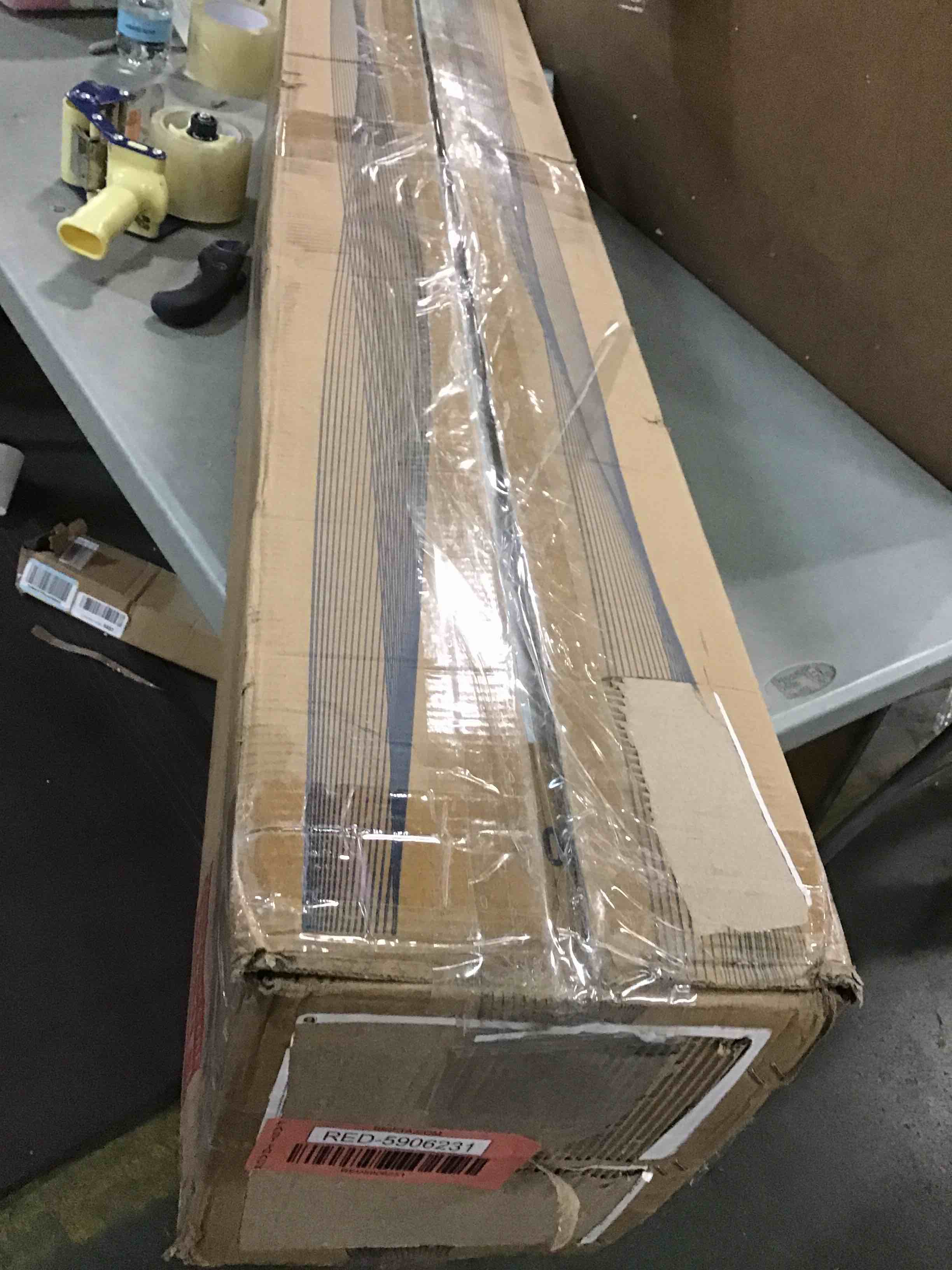 https://s3.amazonaws.com/lotting-images-prod/bidfta/RED5906231_1705584779500.jpeg