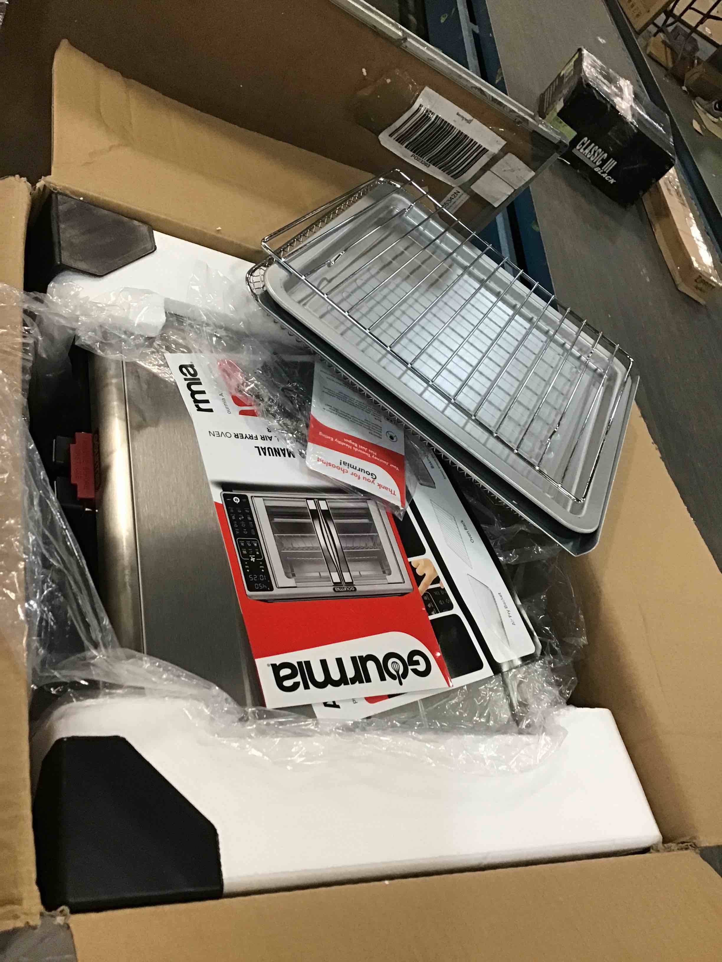 https://s3.amazonaws.com/lotting-images-prod/bidfta/RED5906268_1705591684211.jpeg