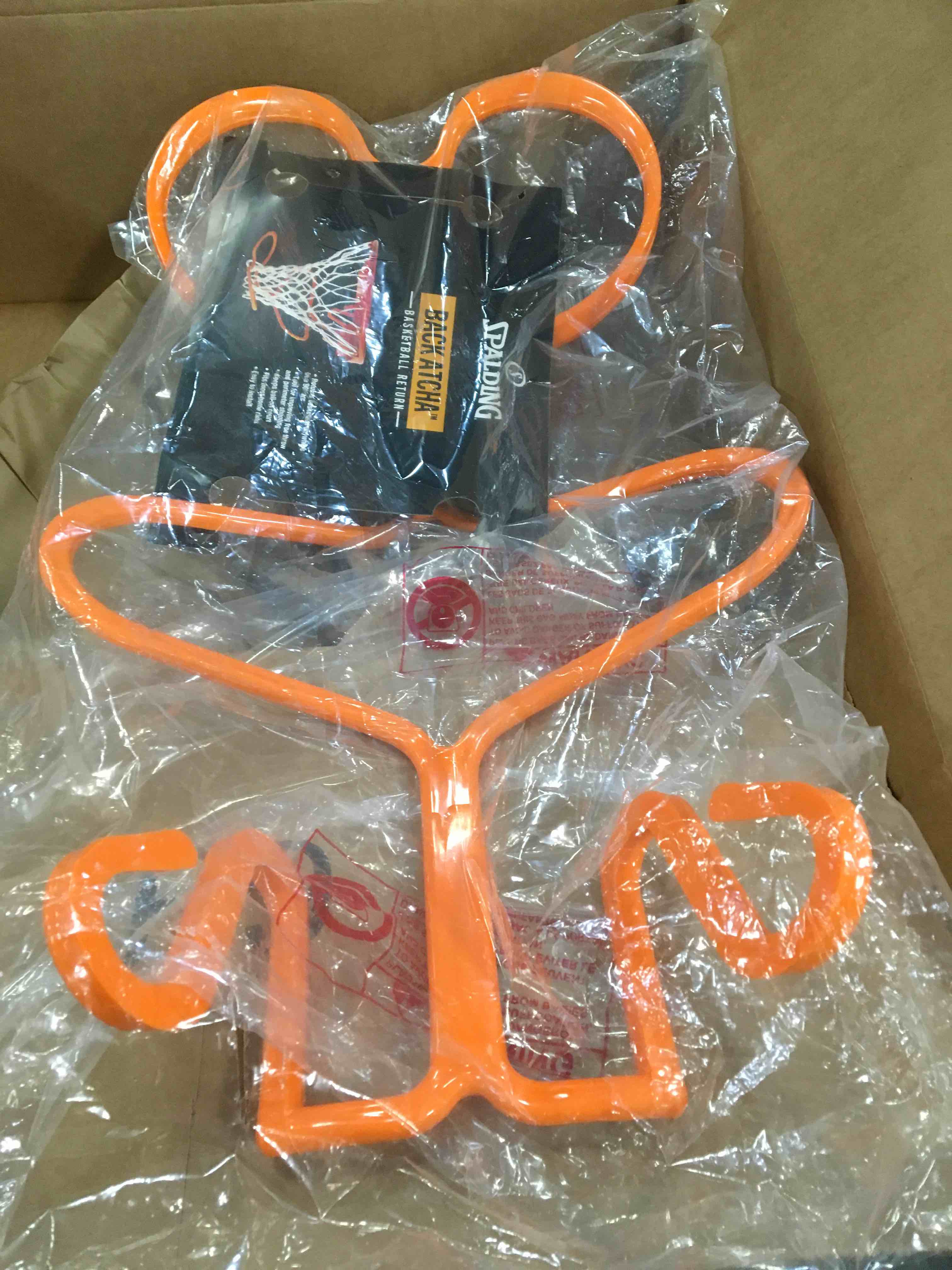 https://s3.amazonaws.com/lotting-images-prod/bidfta/RED5906650_1705765137520.jpeg