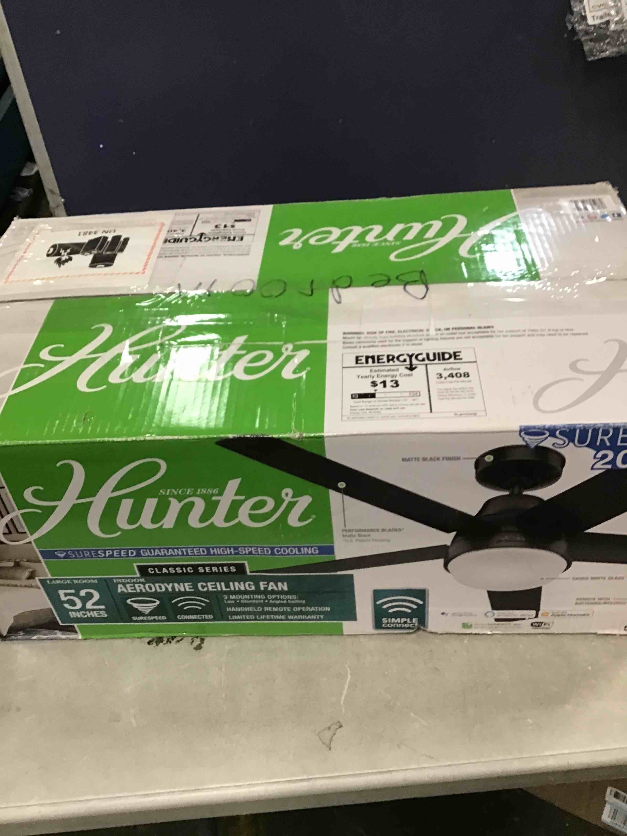 https://s3.amazonaws.com/lotting-images-prod/bidfta/RED5907141_1706028572550.jpeg