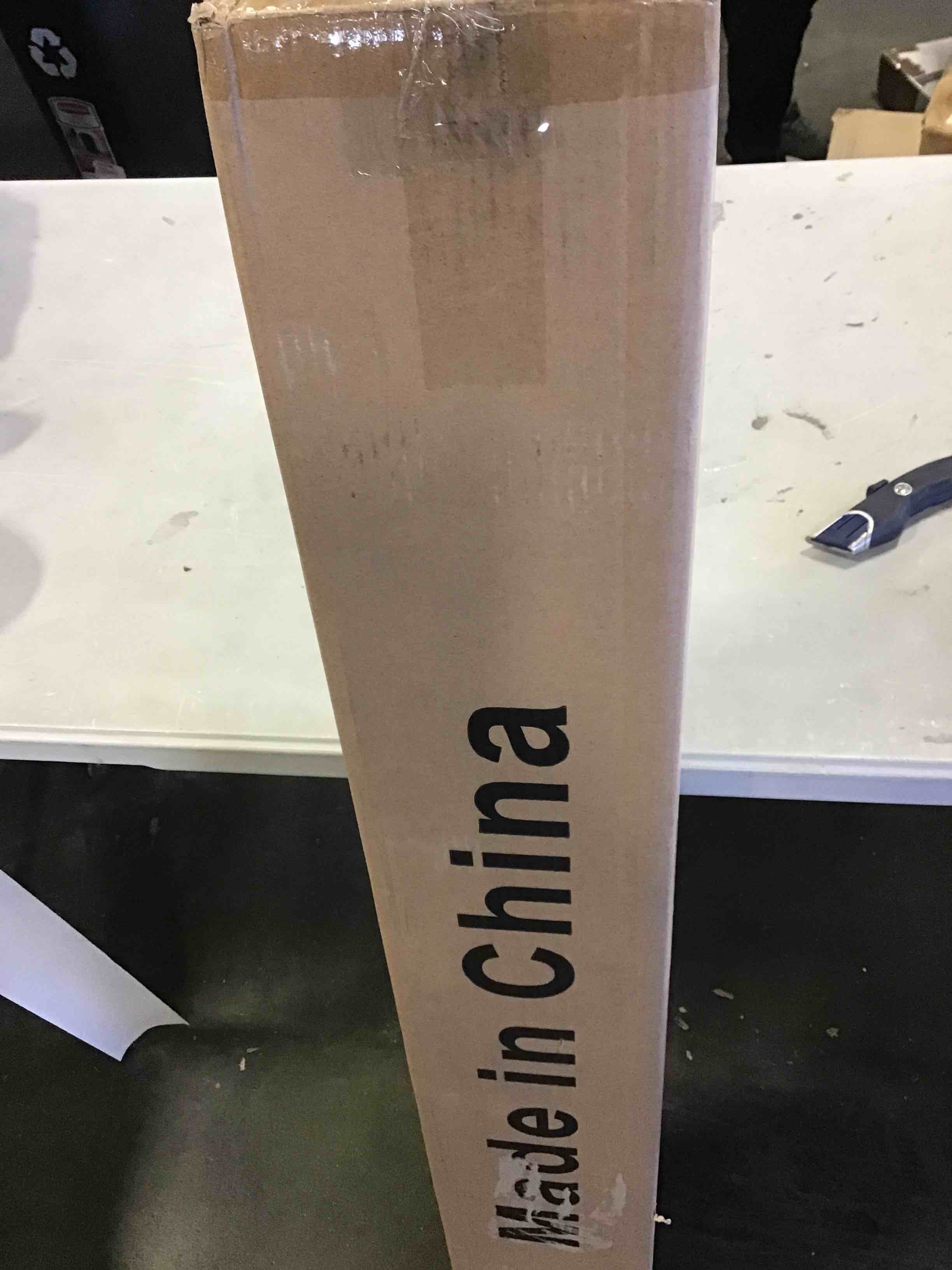 https://s3.amazonaws.com/lotting-images-prod/bidfta/RED5907518_1705001905400.jpeg