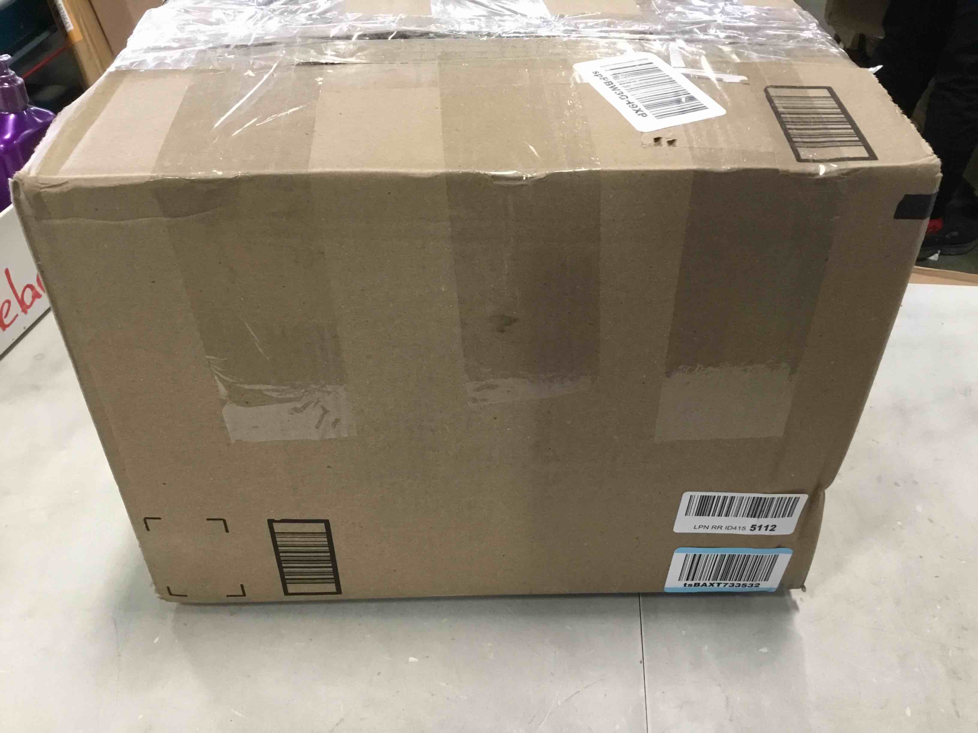 https://s3.amazonaws.com/lotting-images-prod/bidfta/RED5908299_1705766236152.jpeg