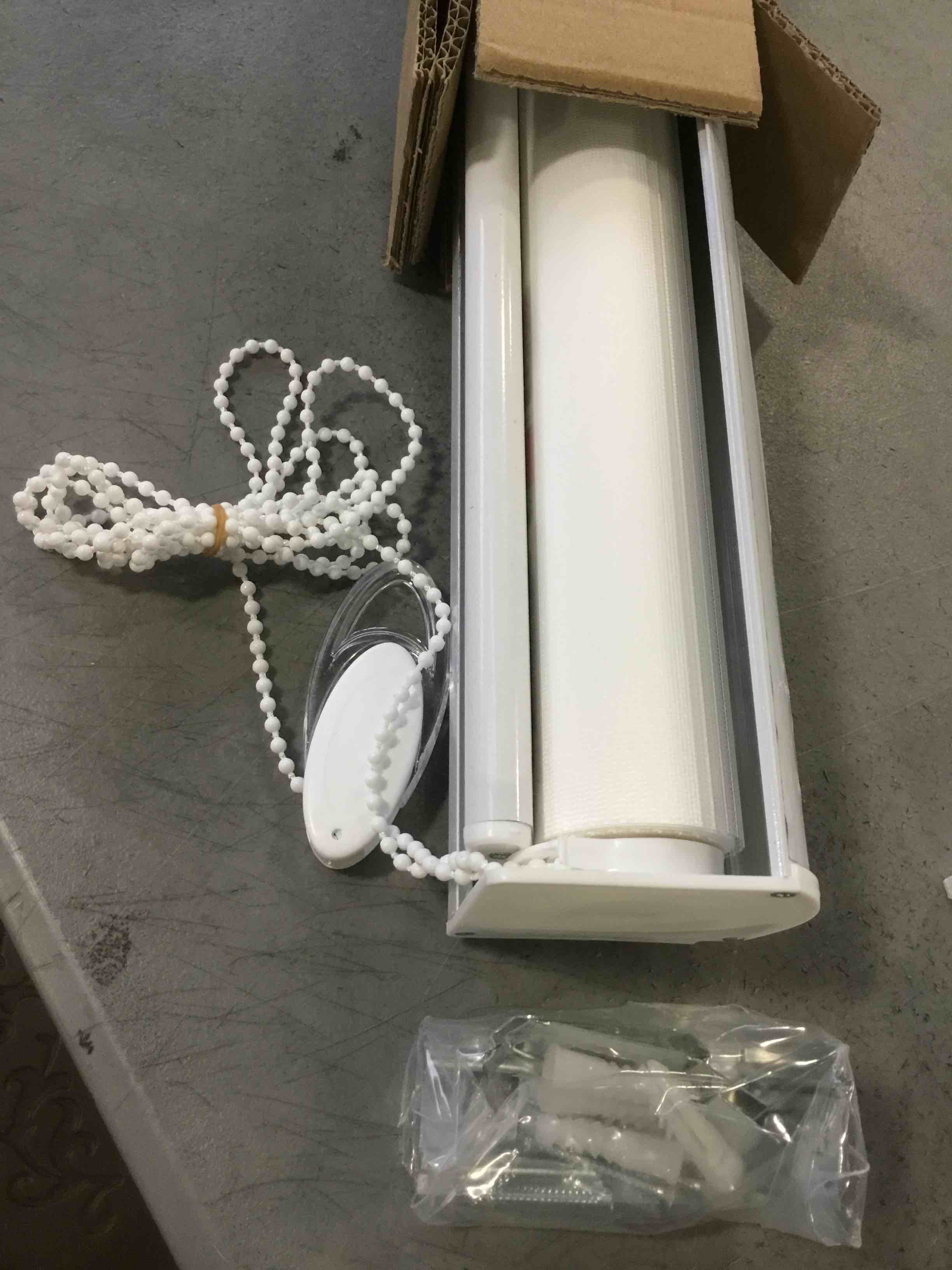 https://s3.amazonaws.com/lotting-images-prod/bidfta/RED5908402_1706020713773.jpeg