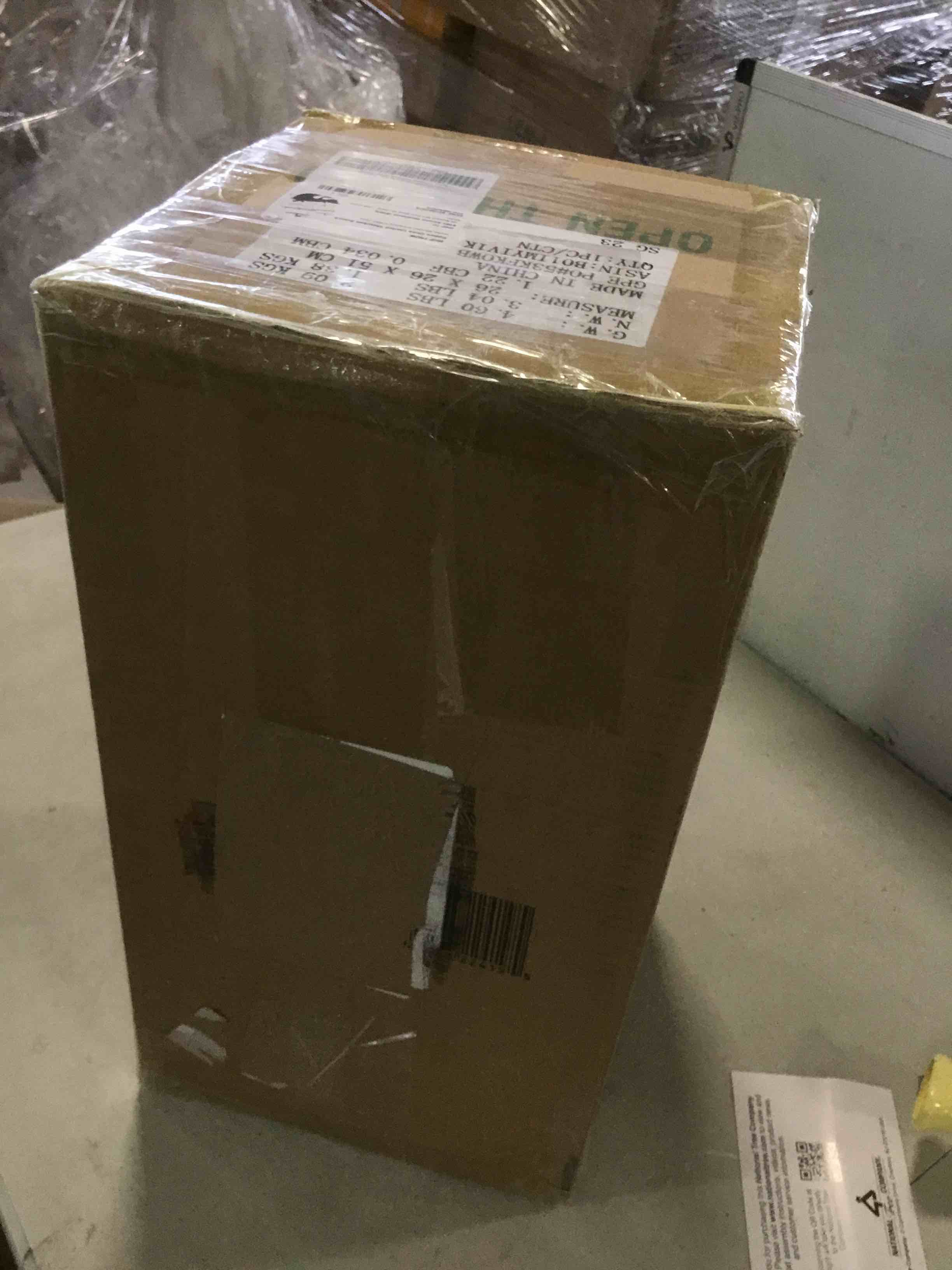https://s3.amazonaws.com/lotting-images-prod/bidfta/RED5909351_1705765778460.jpeg
