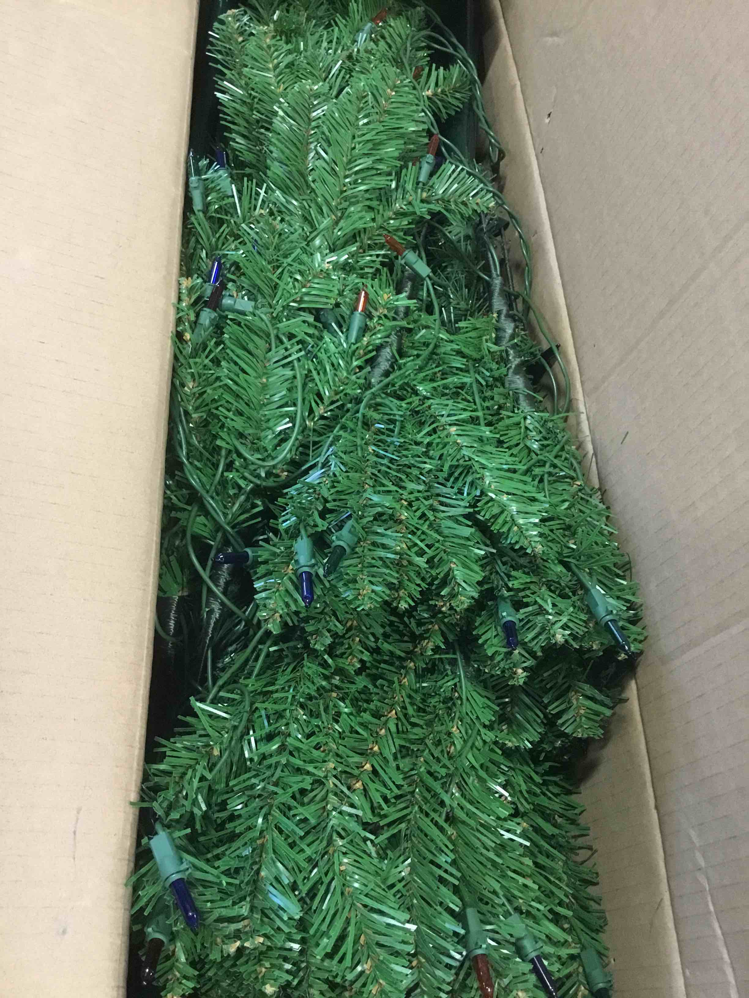 https://s3.amazonaws.com/lotting-images-prod/bidfta/RED5909430_1705784177880.jpeg