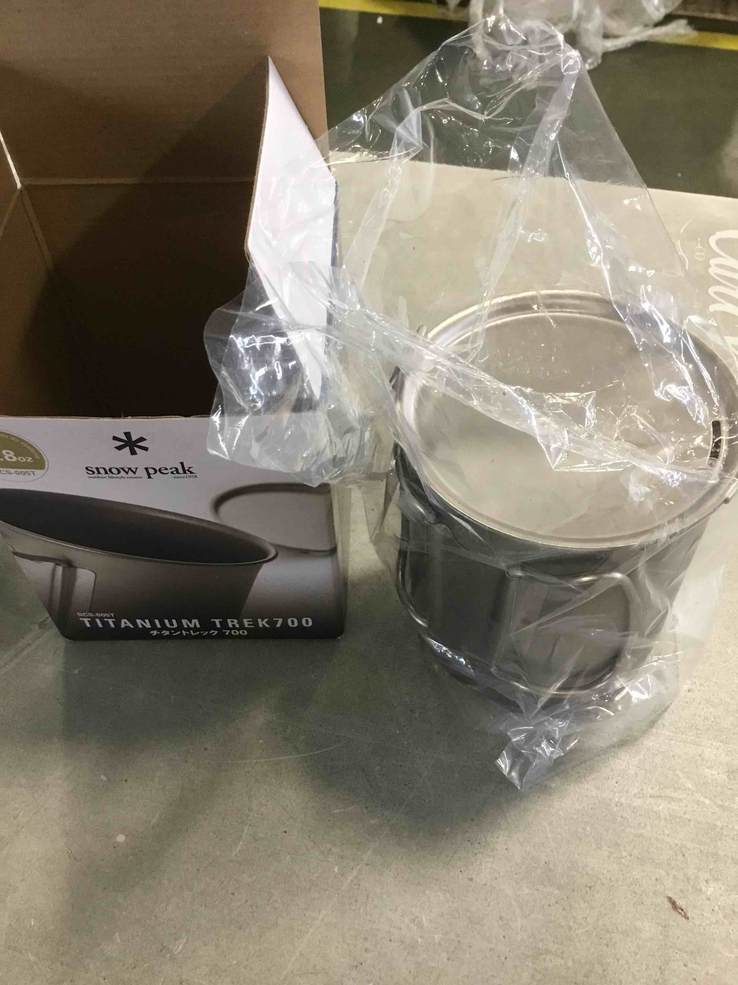 https://s3.amazonaws.com/lotting-images-prod/bidfta/RED5910311_1706902481353.jpeg