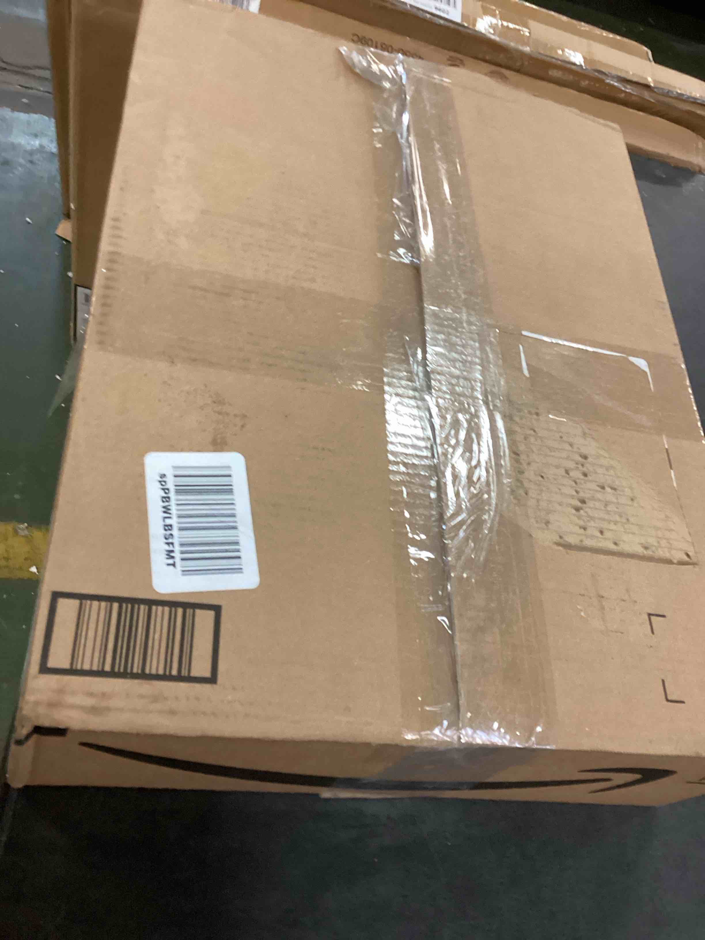 https://s3.amazonaws.com/lotting-images-prod/bidfta/RED5910669_1705604637354.jpeg