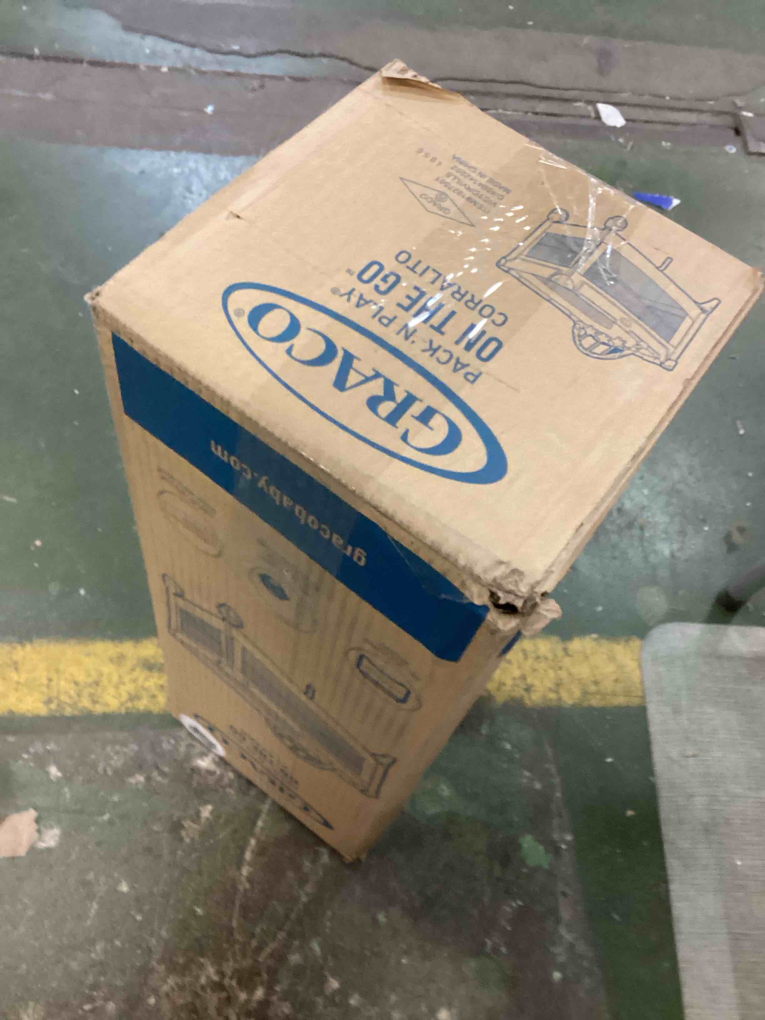https://s3.amazonaws.com/lotting-images-prod/bidfta/RED5910705_1705609593924.jpeg