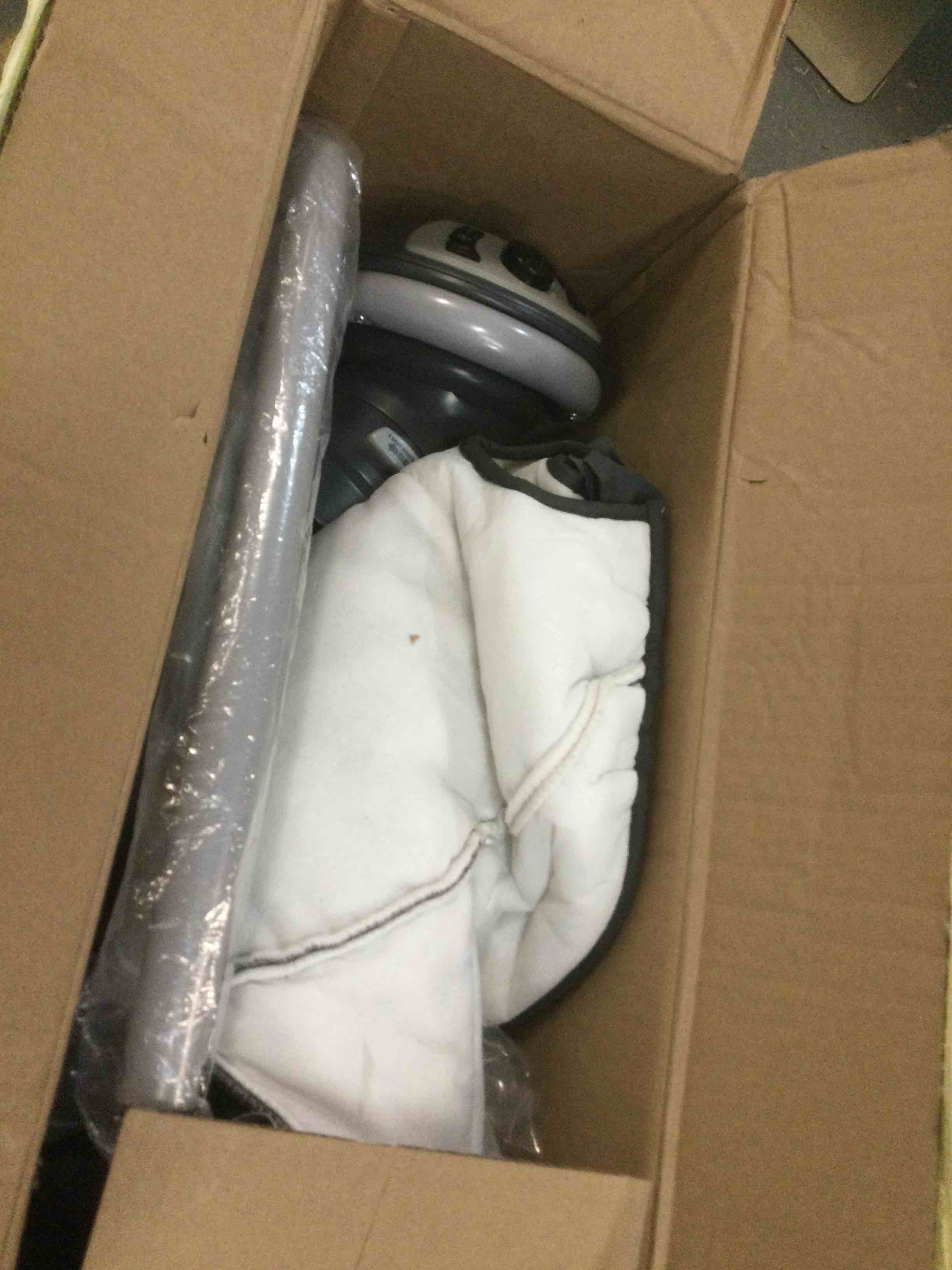 https://s3.amazonaws.com/lotting-images-prod/bidfta/RED5911051_1705765433950.jpeg