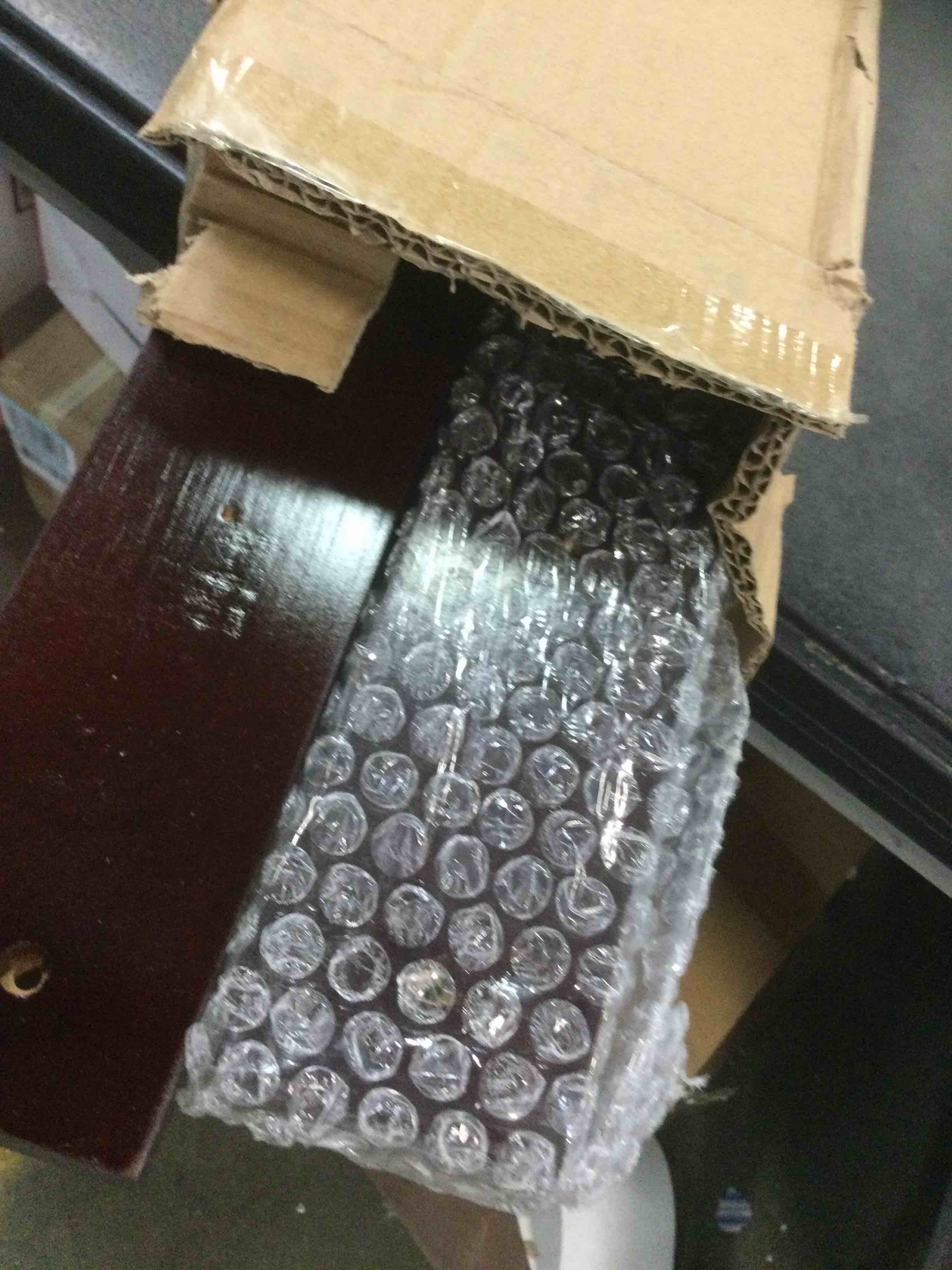https://s3.amazonaws.com/lotting-images-prod/bidfta/RED5911078_1705768824023.jpeg