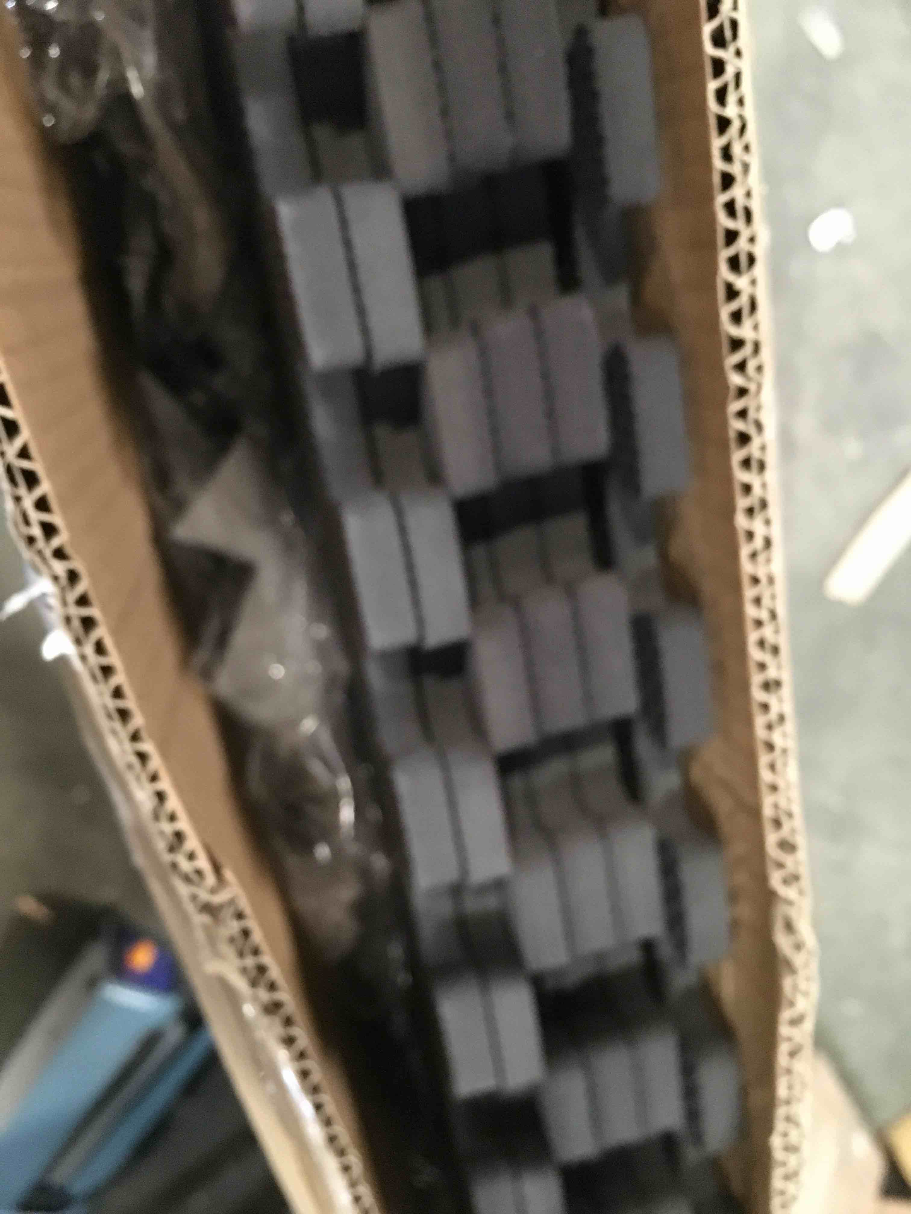 https://s3.amazonaws.com/lotting-images-prod/bidfta/RED5911158_1705782681166.jpeg
