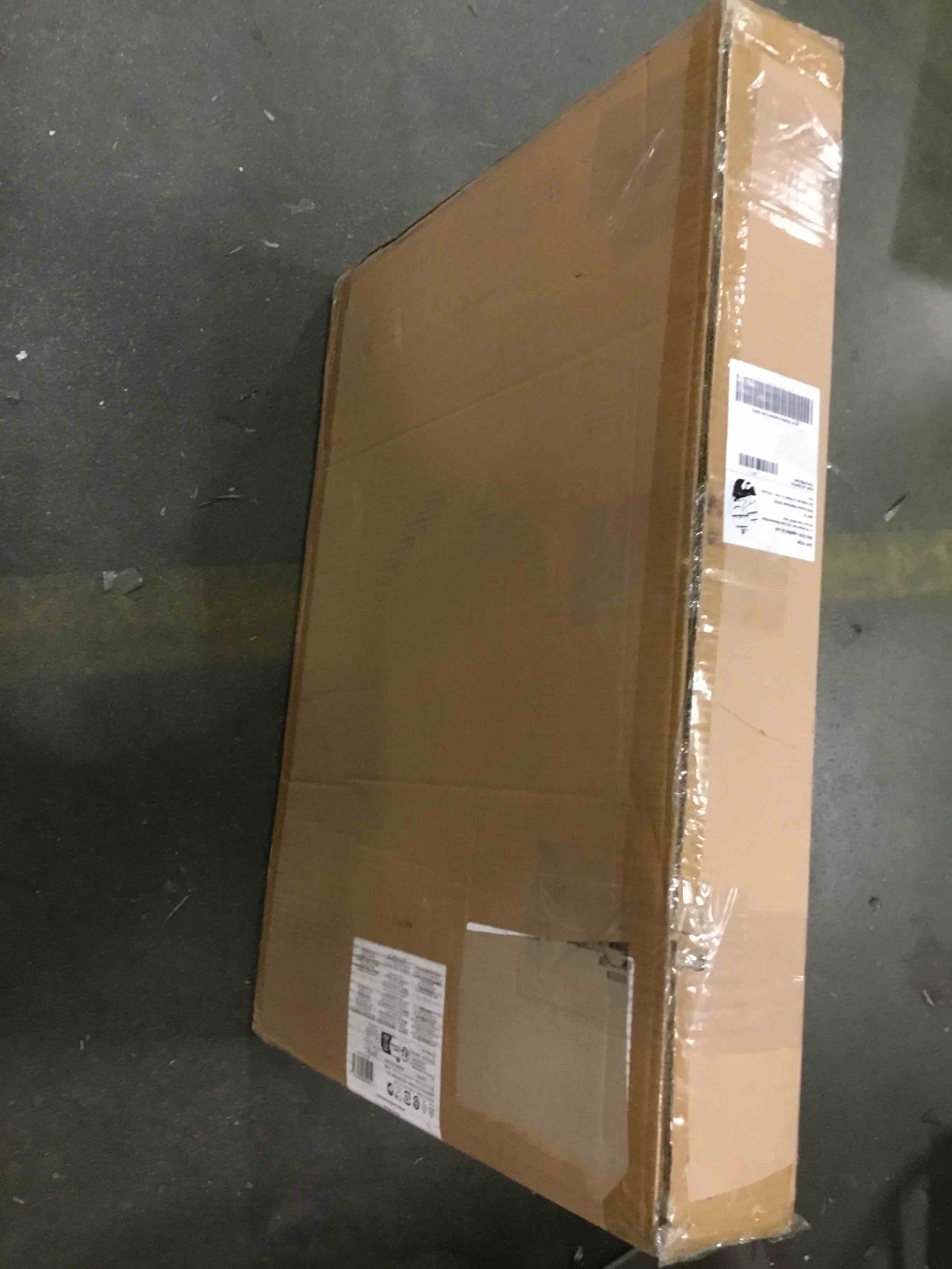 https://s3.amazonaws.com/lotting-images-prod/bidfta/RED5911439_1706016601573.jpeg