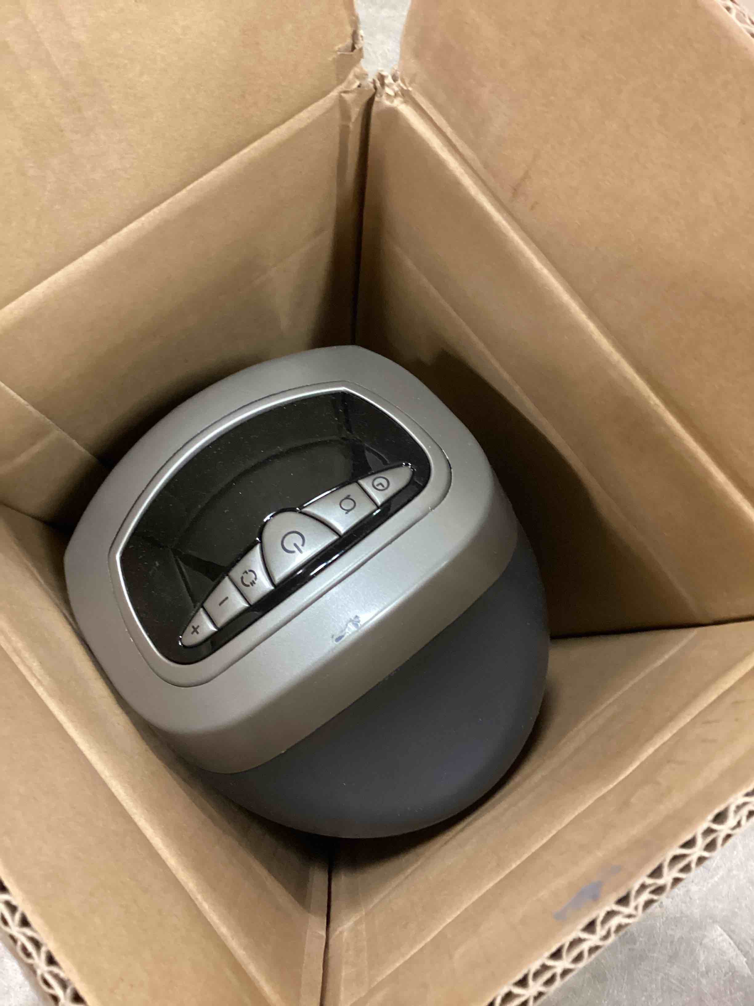 https://s3.amazonaws.com/lotting-images-prod/bidfta/RED5915421_1710863109832.jpeg