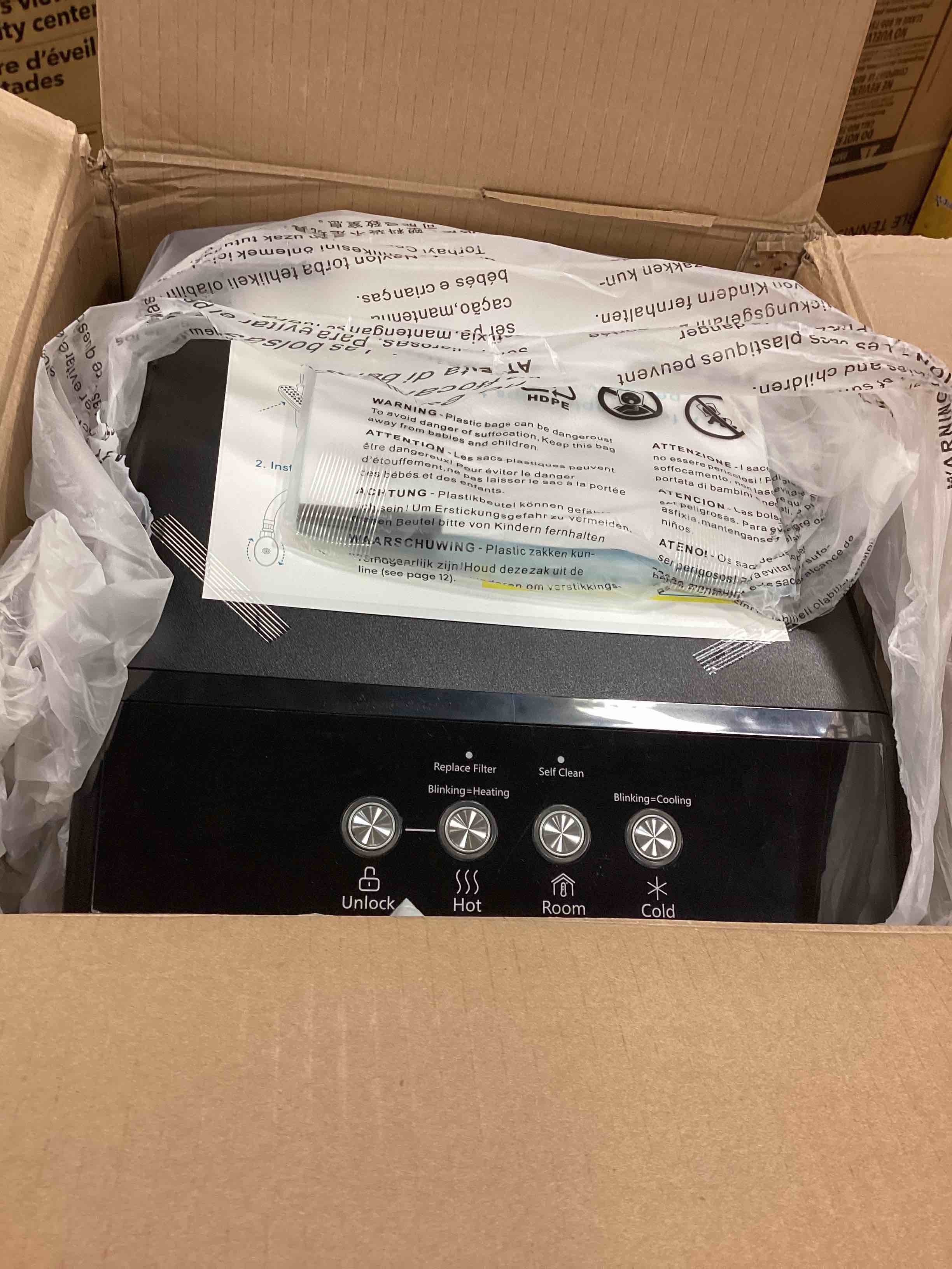 https://s3.amazonaws.com/lotting-images-prod/bidfta/RED5915422_1710863239831.jpeg