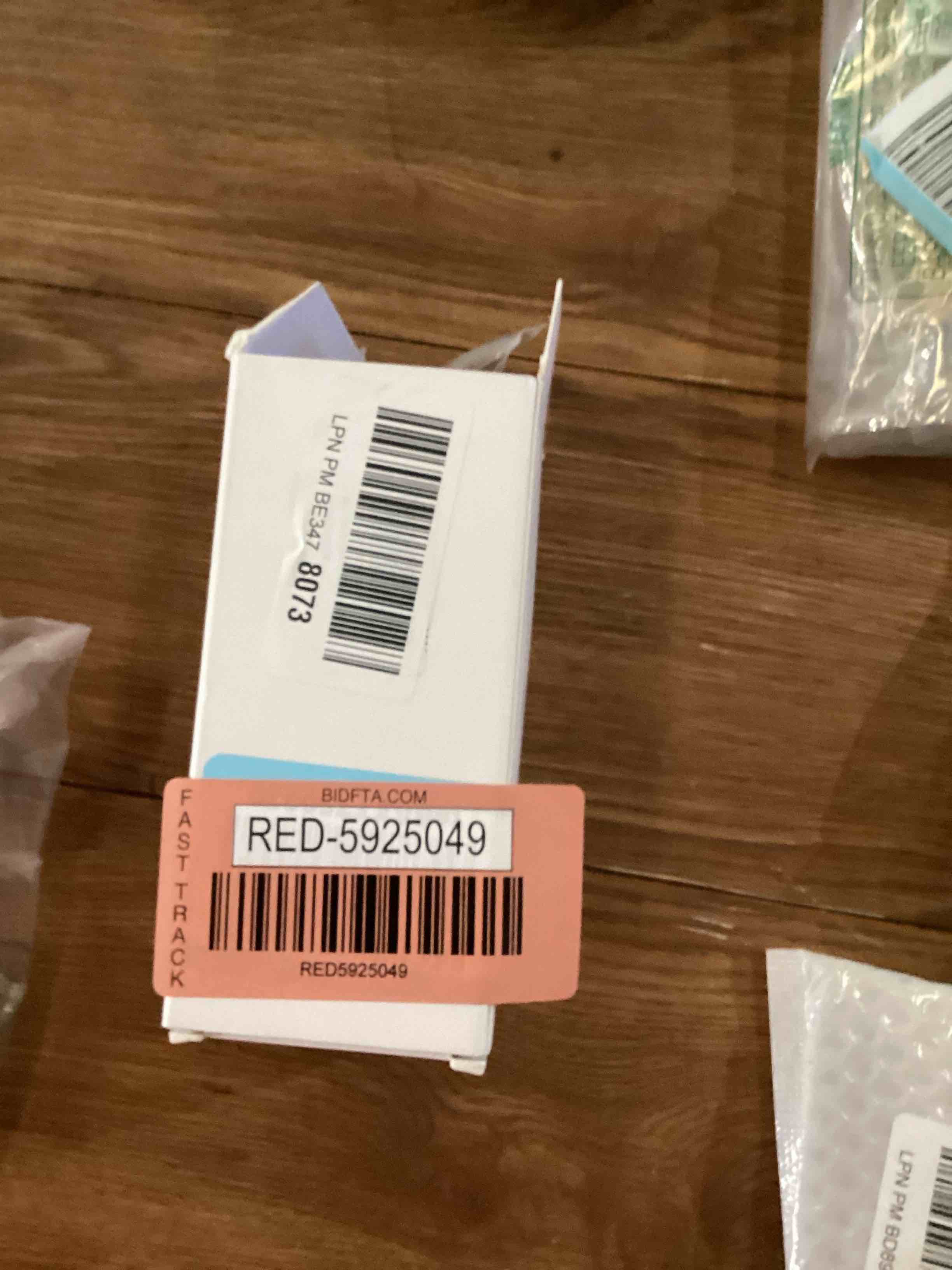 https://s3.amazonaws.com/lotting-images-prod/bidfta/RED5925049_1729279613724.jpeg