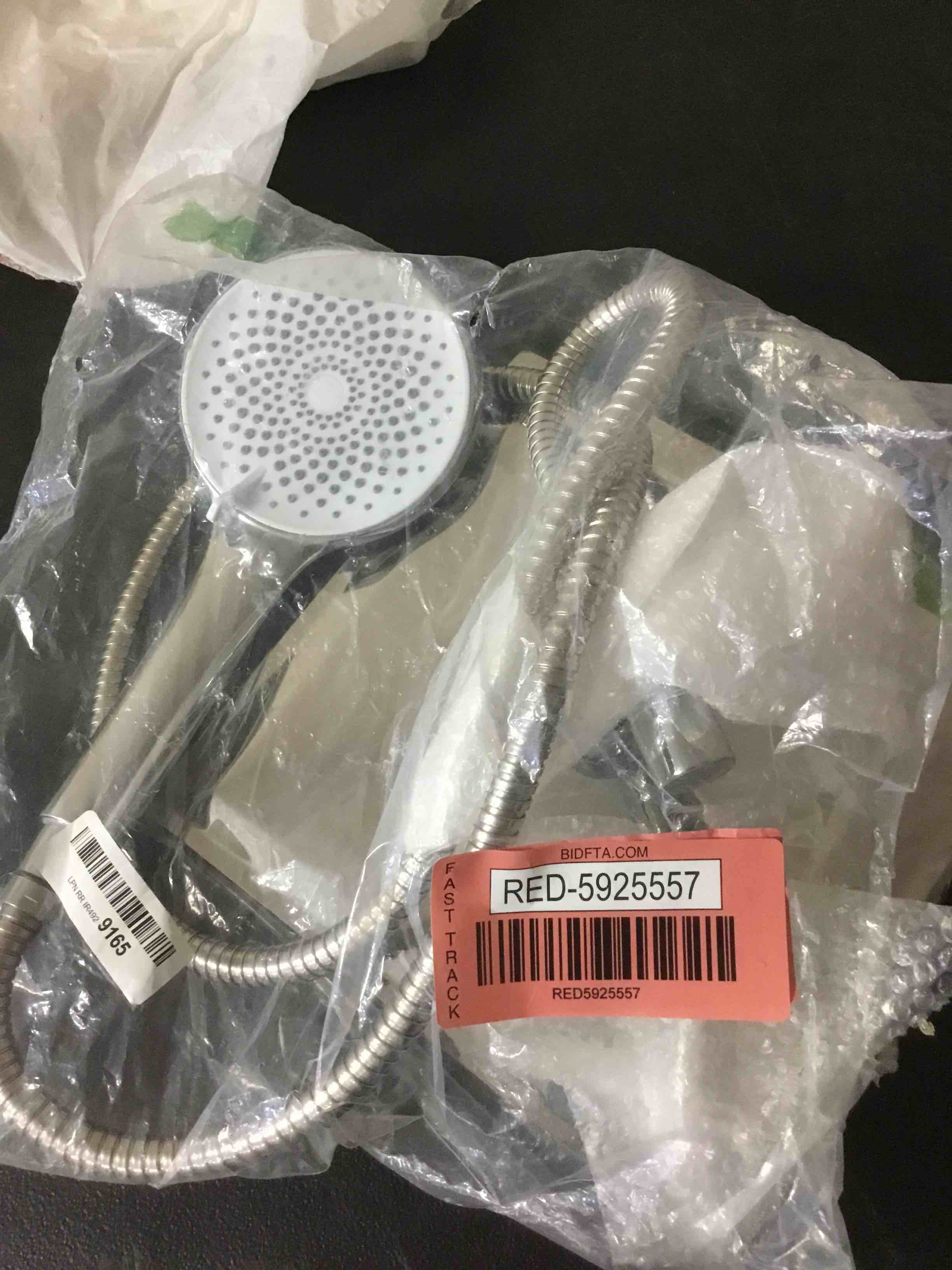 https://s3.amazonaws.com/lotting-images-prod/bidfta/RED5925557_1724259648604.jpeg