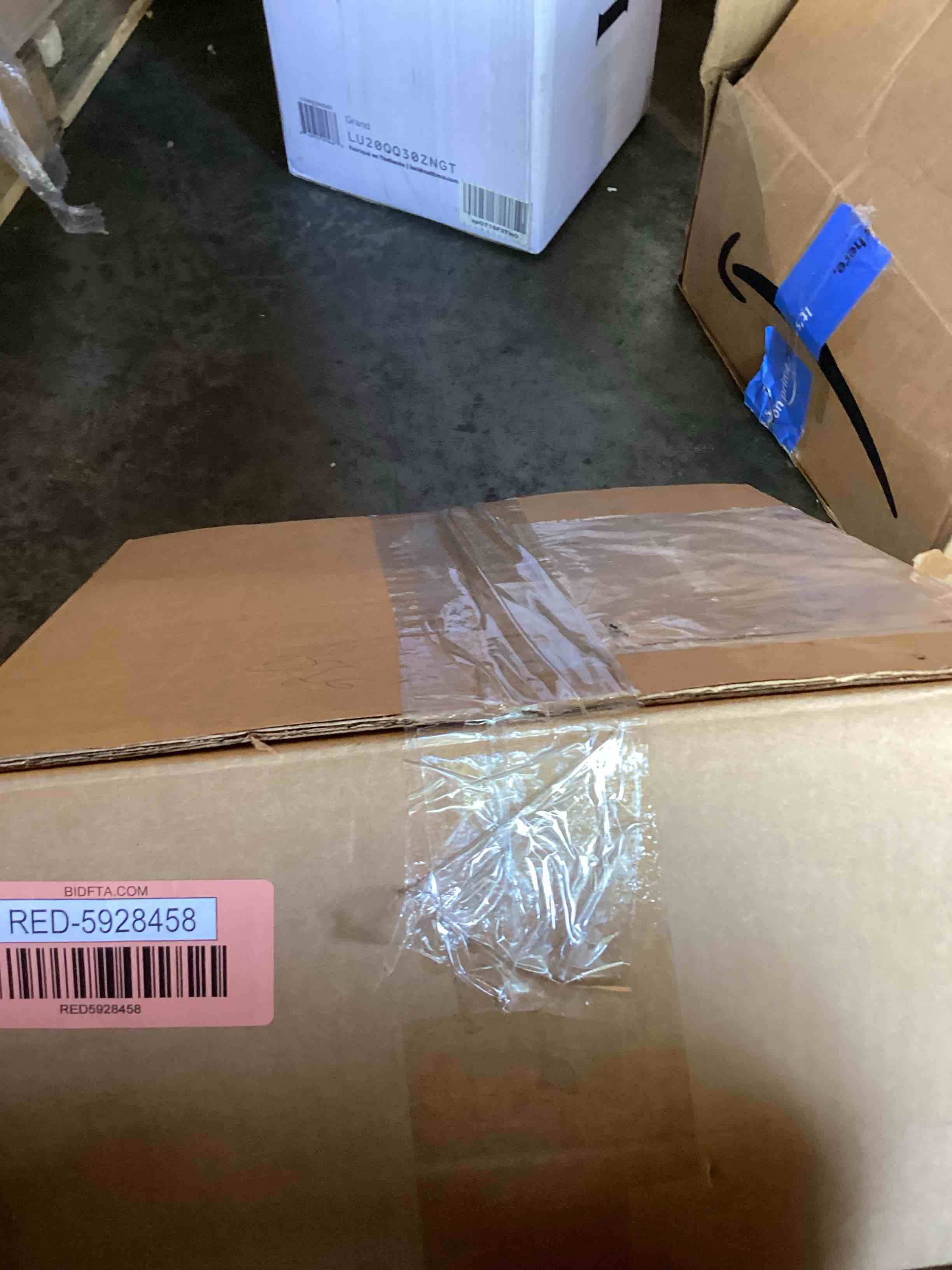 https://s3.amazonaws.com/lotting-images-prod/bidfta/RED5928458_1717073348155.jpeg