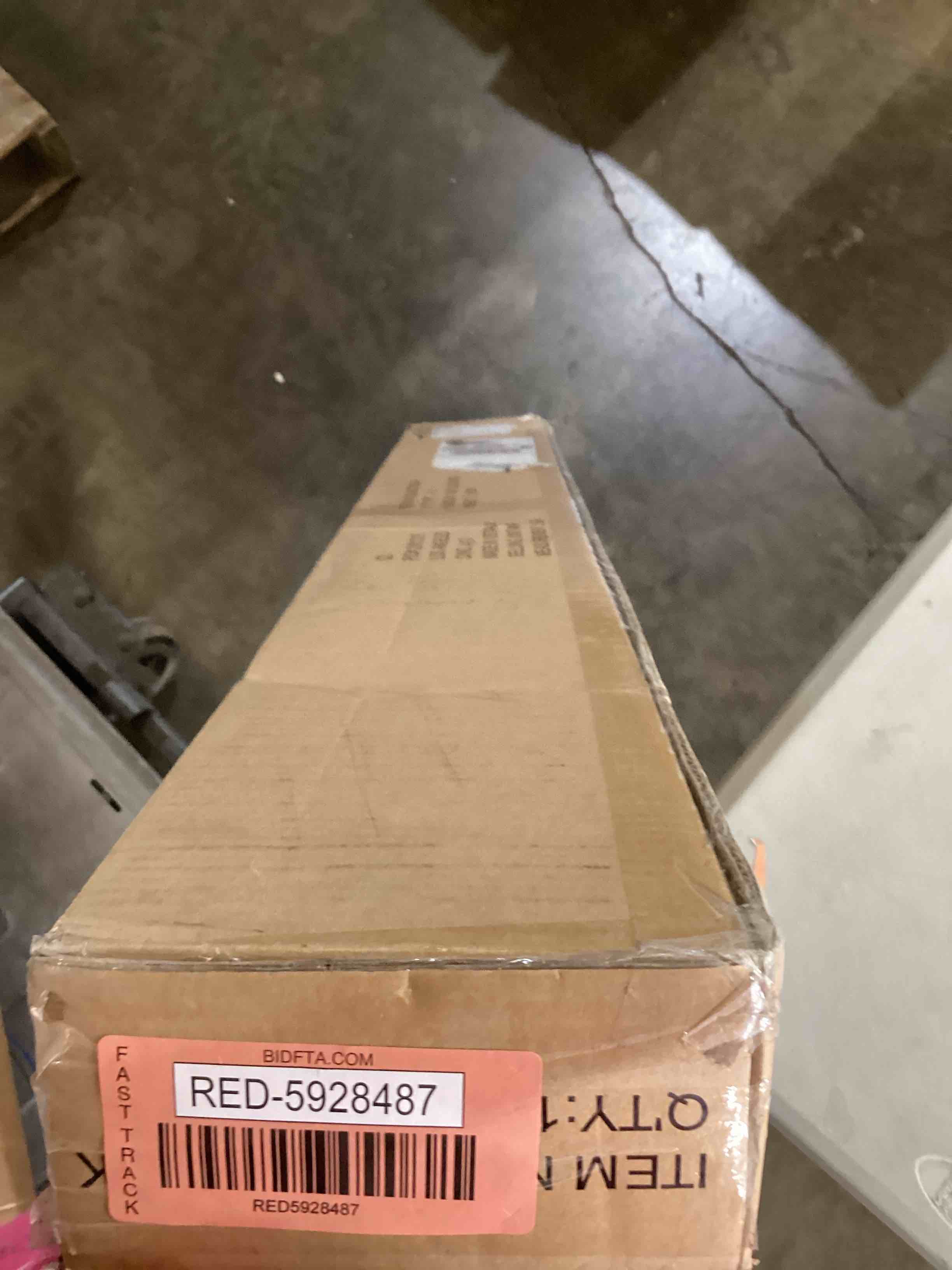 https://s3.amazonaws.com/lotting-images-prod/bidfta/RED5928487_1717083439740.jpeg