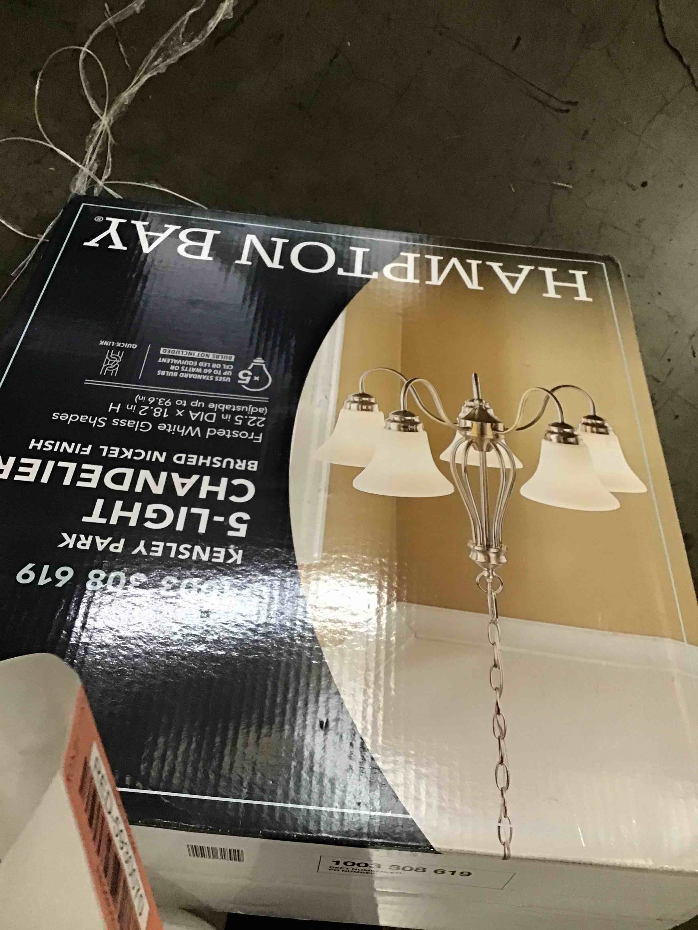 Hampton bay 1003308619