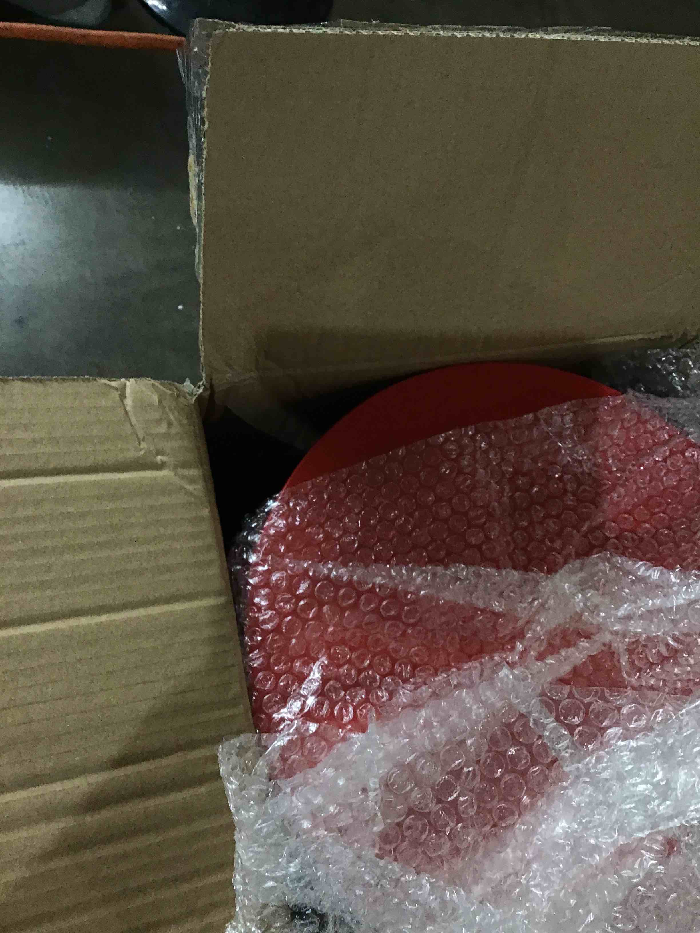 https://s3.amazonaws.com/lotting-images-prod/bidfta/RED5931993_1724069595914.jpeg