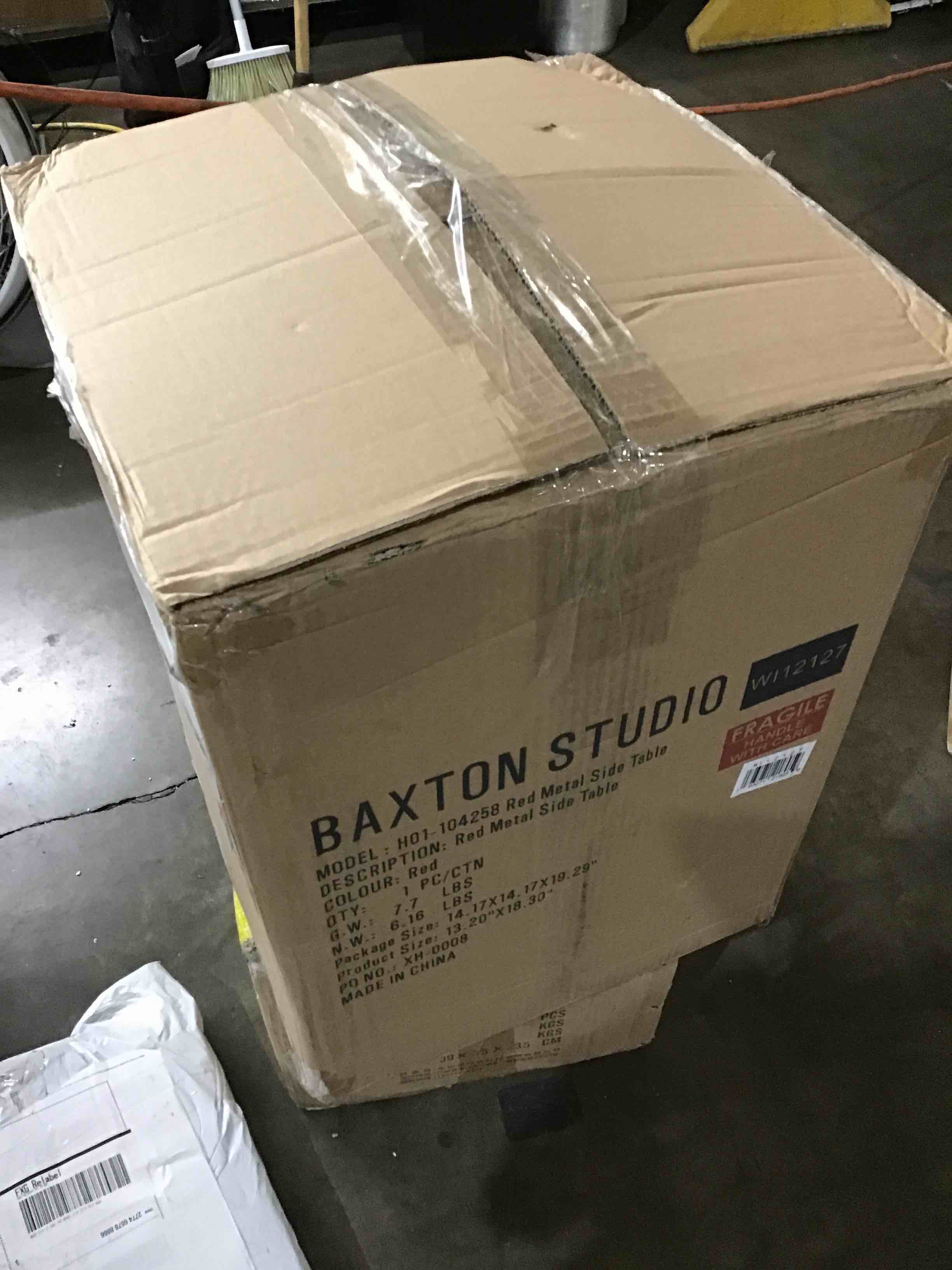 https://s3.amazonaws.com/lotting-images-prod/bidfta/RED5931993_1724069622859.jpeg