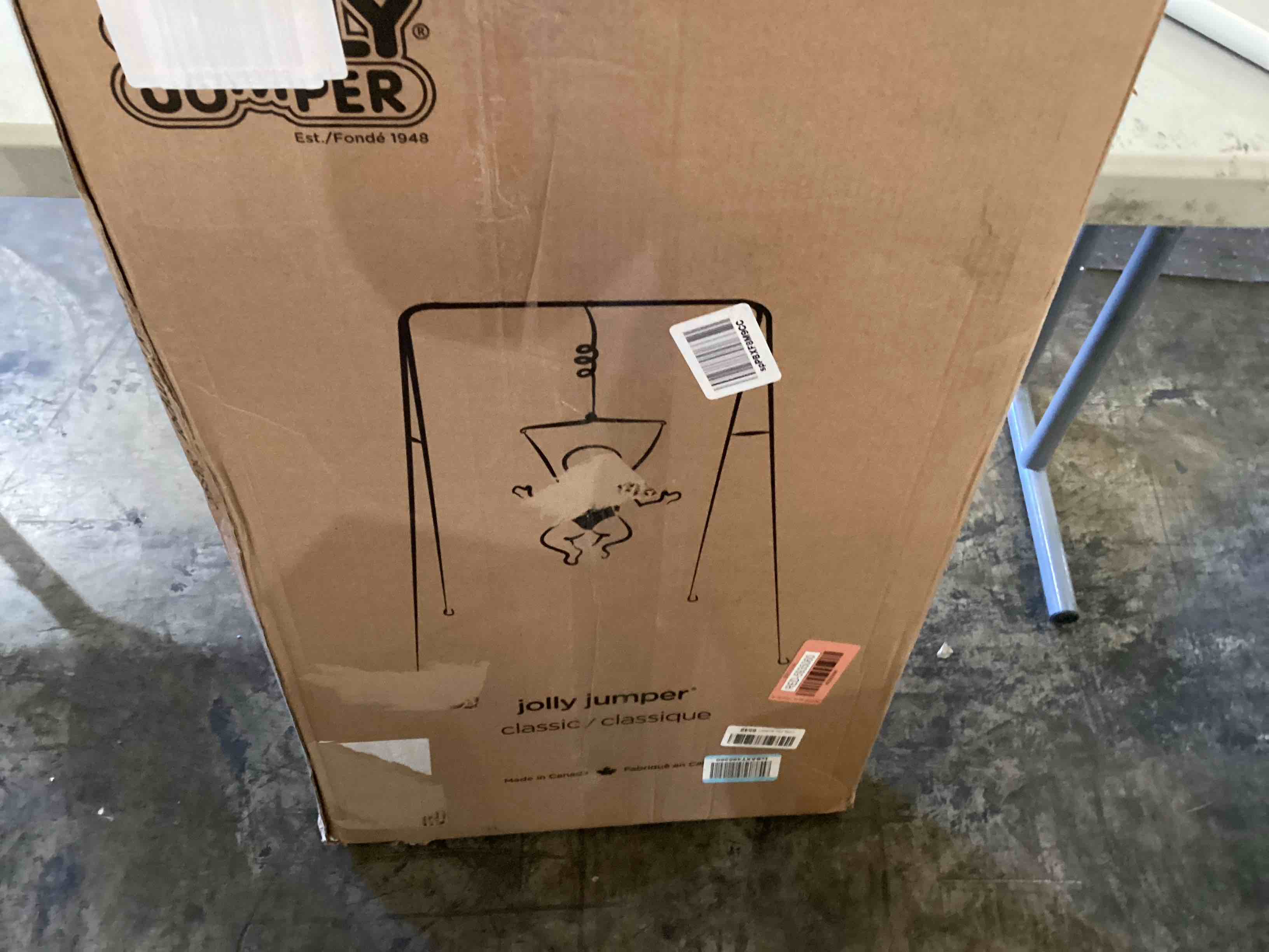 https://s3.amazonaws.com/lotting-images-prod/bidfta/RED5935060_1725565891234.jpeg