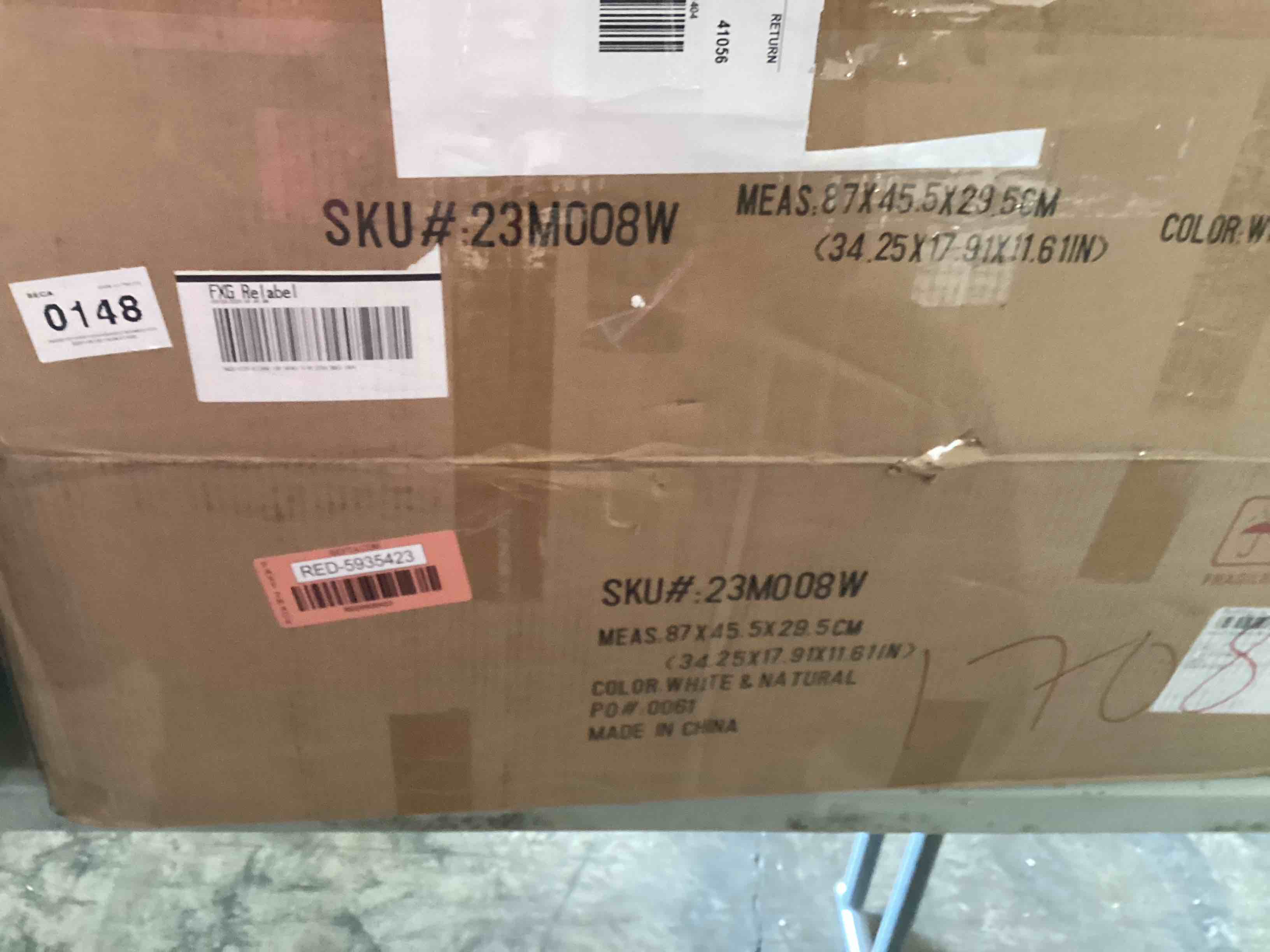 https://s3.amazonaws.com/lotting-images-prod/bidfta/RED5935423_1726152506522.jpeg